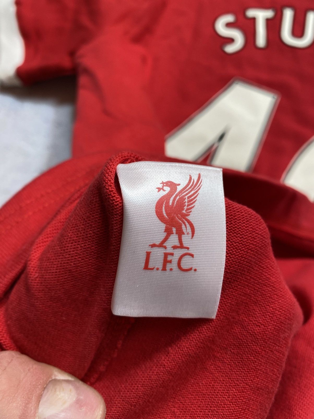 Other Liverpool Mens Red Soccer Jersey Size US L / EU 52-54 / 3 - 9 Thumbnail