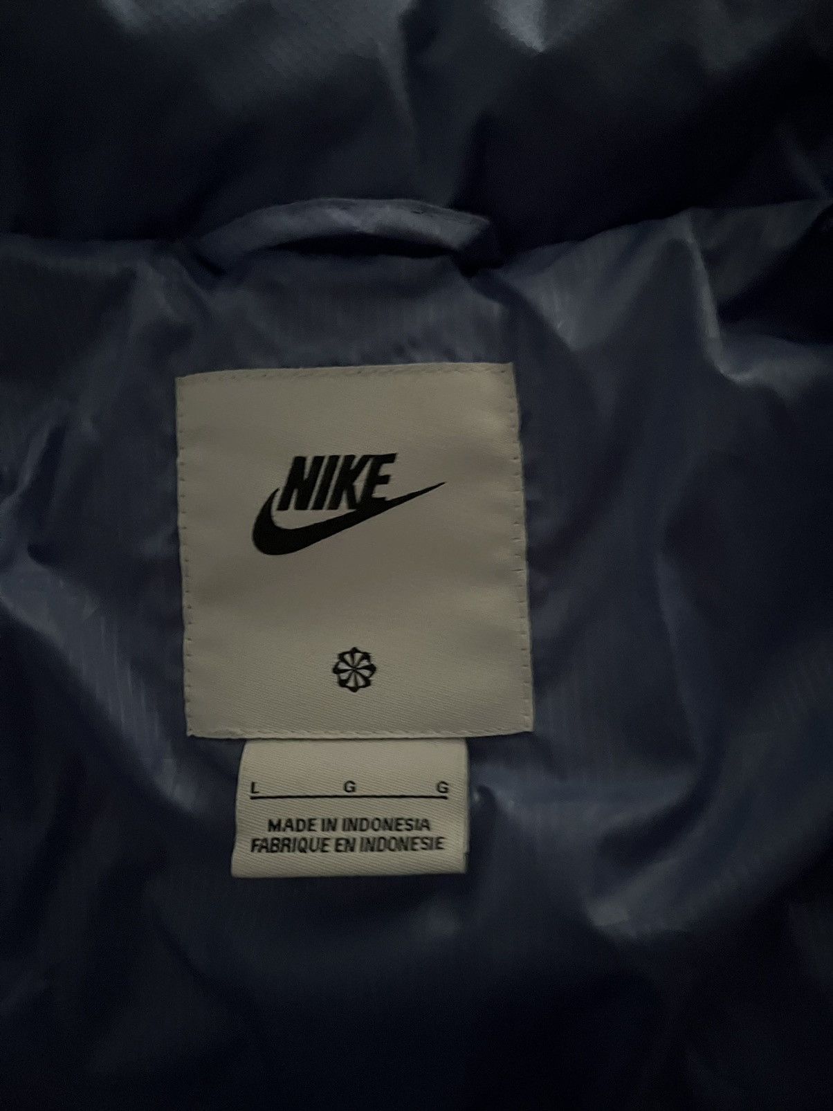 Nike Nike puffer jacket Size US L / EU 52-54 / 3 - 3 Thumbnail
