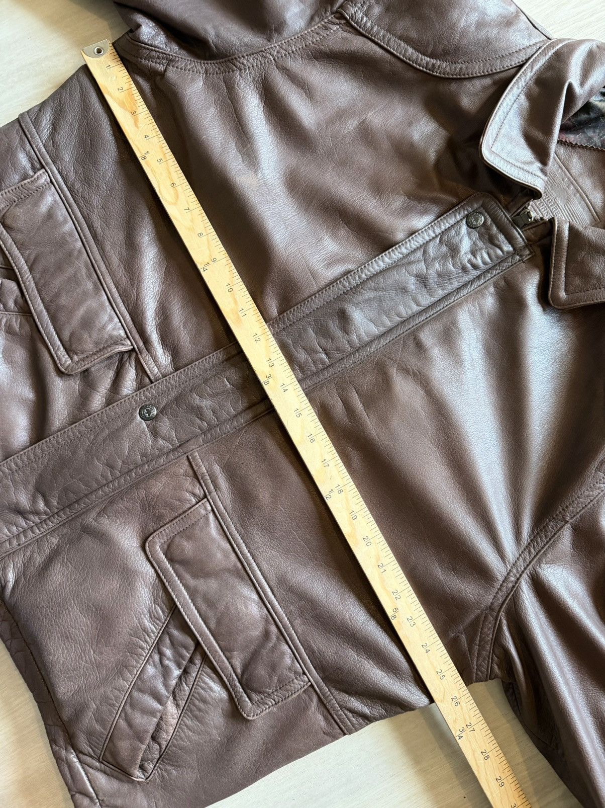 Roundtree & Yorke intage Roundtree & Yorke Leather Bomber Sz L Size US L / EU 52-54 / 3 - 5 Thumbnail