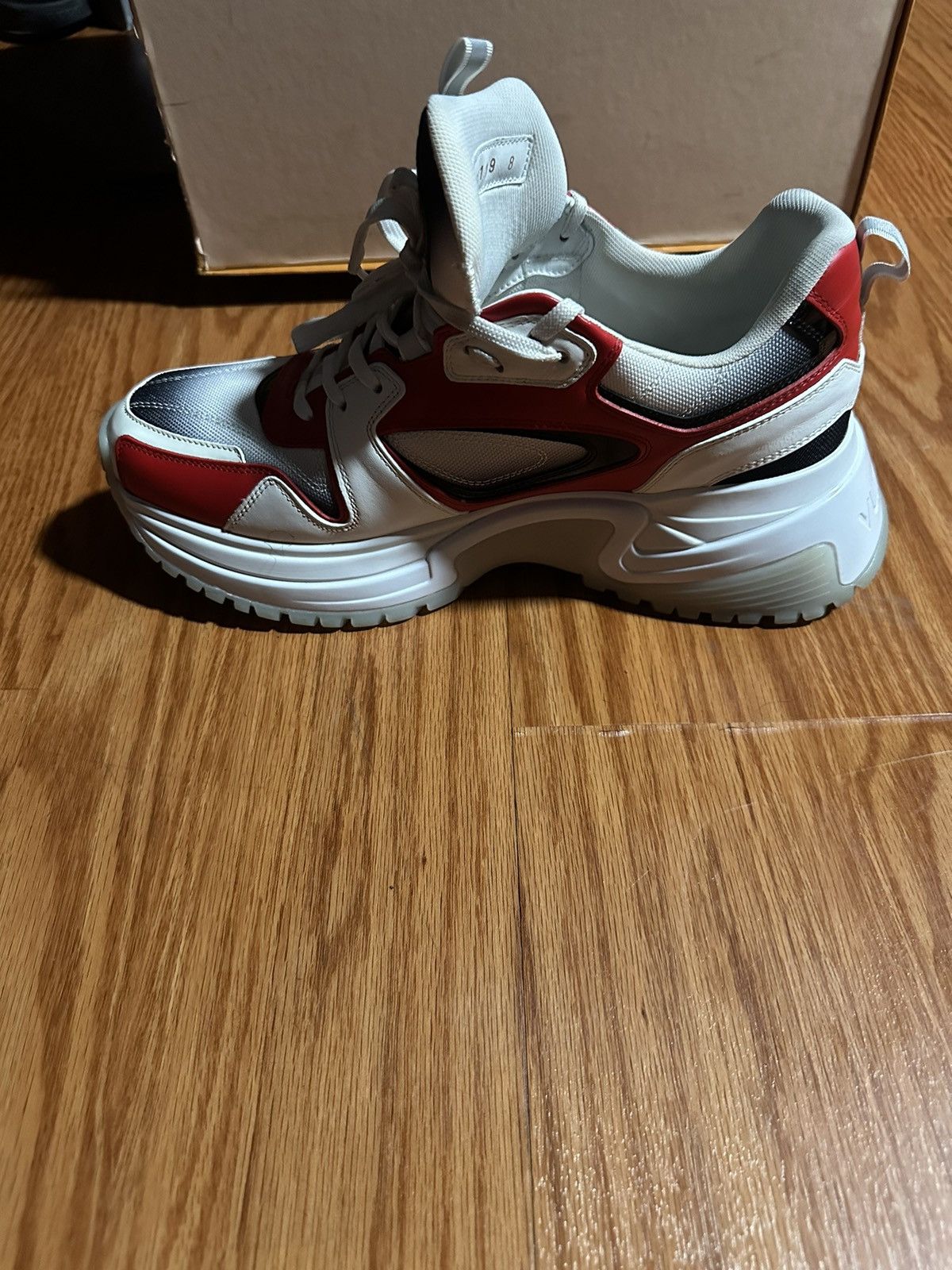 Louis Vuitton Louis Vuitton sneaker Size US 9 / EU 42 - 6 Thumbnail