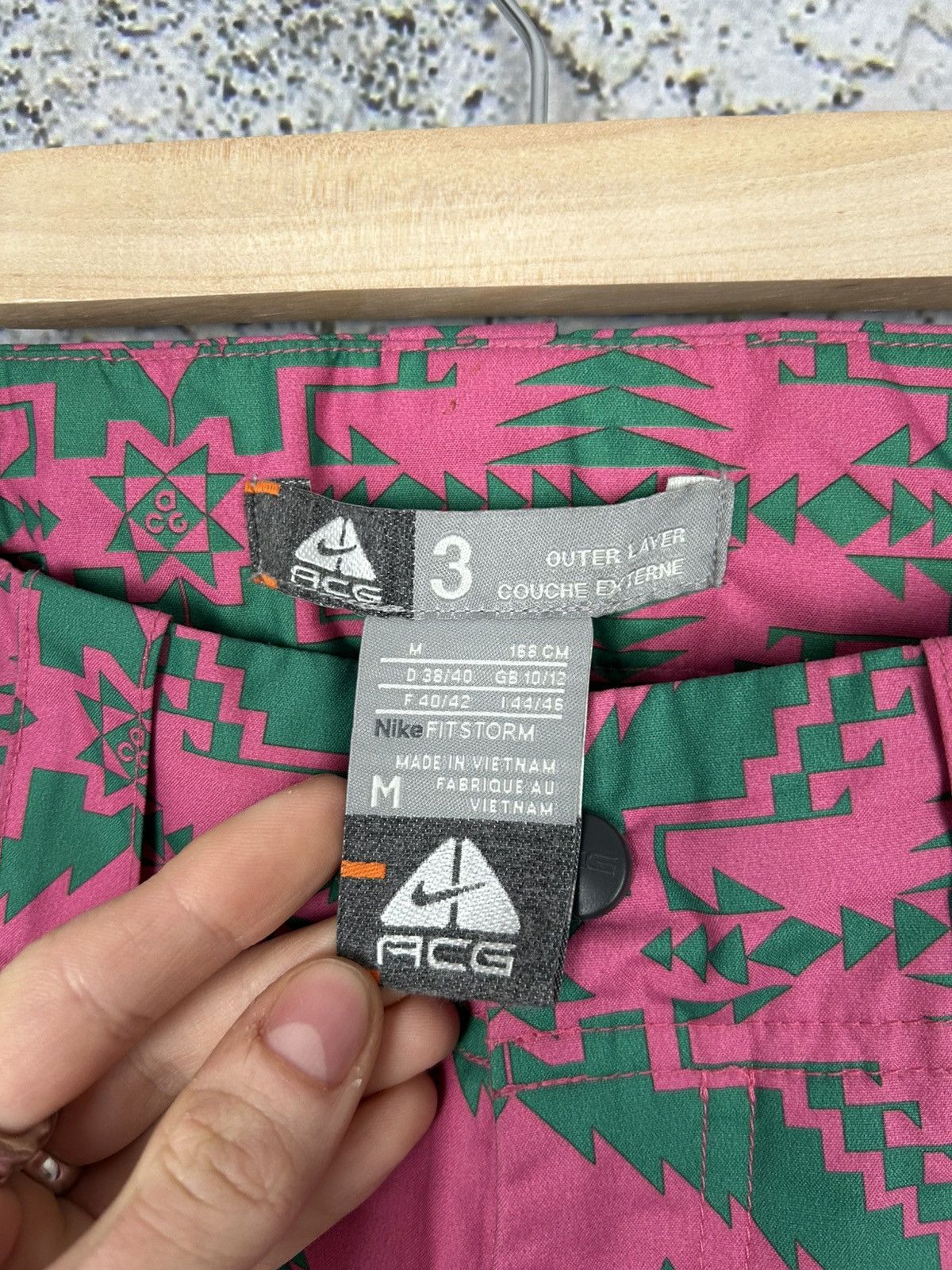 Nike ACG Vintage Nike ACG Snowboarding Outdoor Pants Rare Hype Pink Size US 32 / EU 48 - 8 Thumbnail