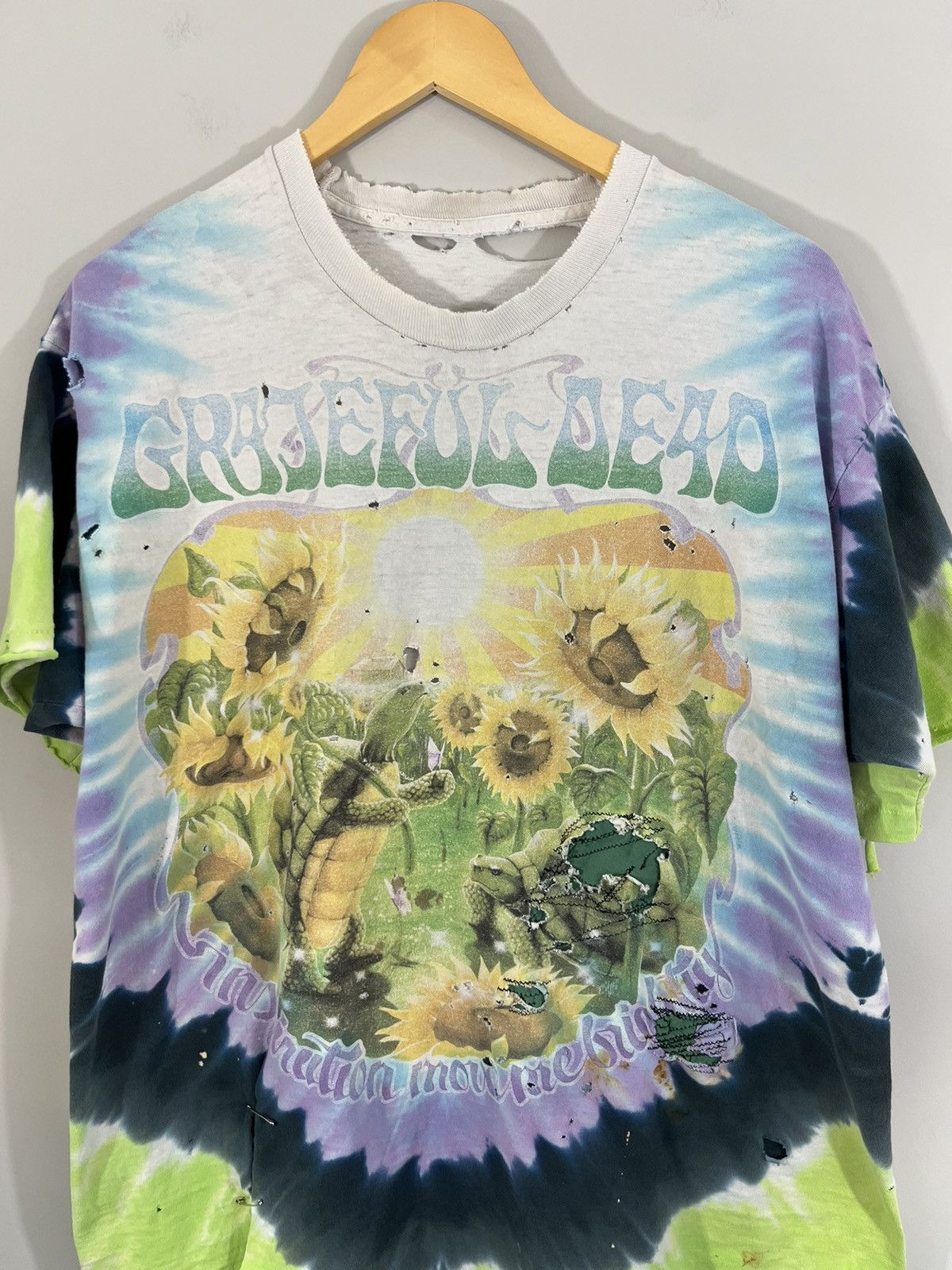 Vintage Grateful Dead 1995 Thrashed Tie Dye Faded 90s Band Tee Size US XL / EU 56 / 4 - 1 Thumbnail