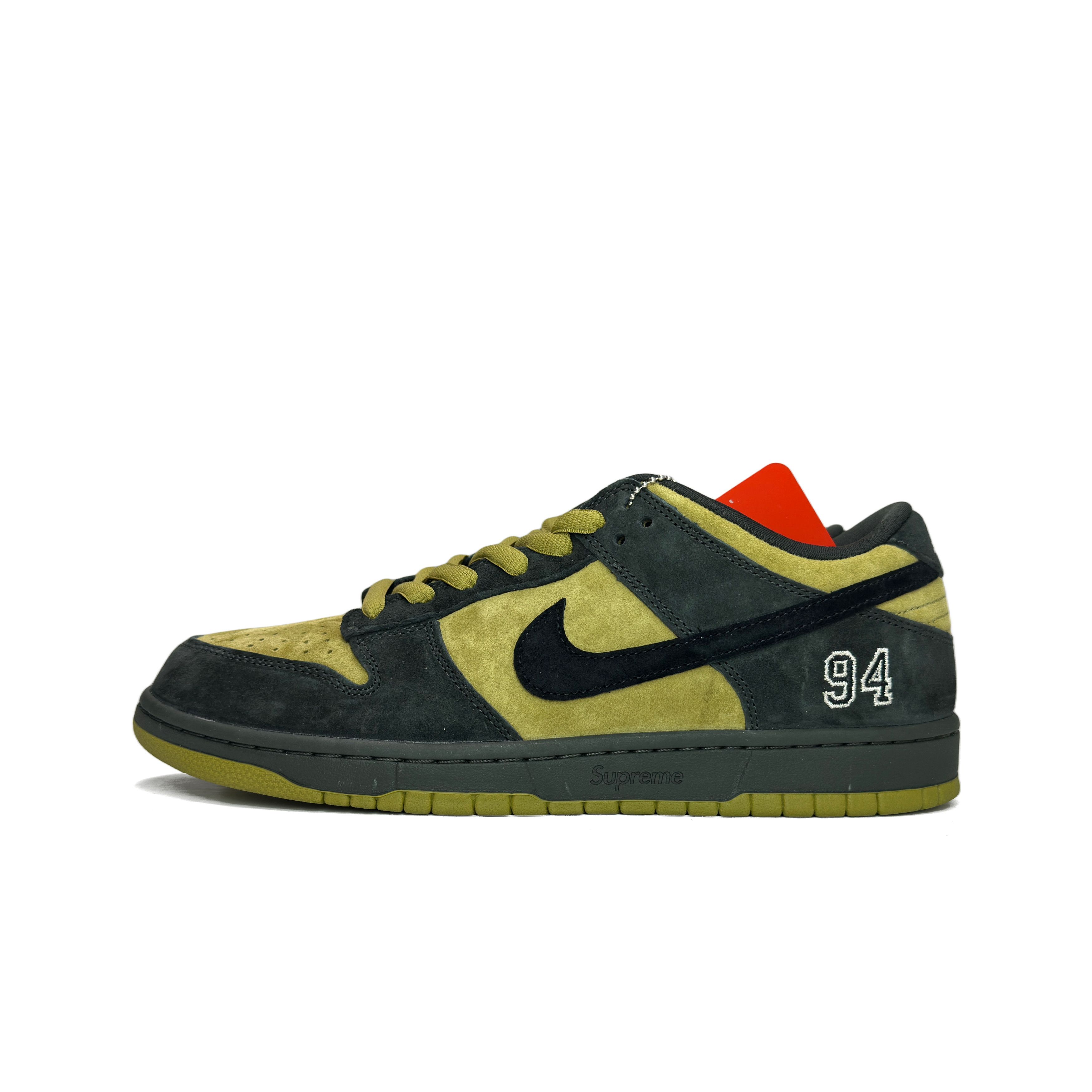 Nike Nike x Supreme SB Dunk Low Rammellzee Size 11 Size US 12 / EU 45 - 1 Thumbnail