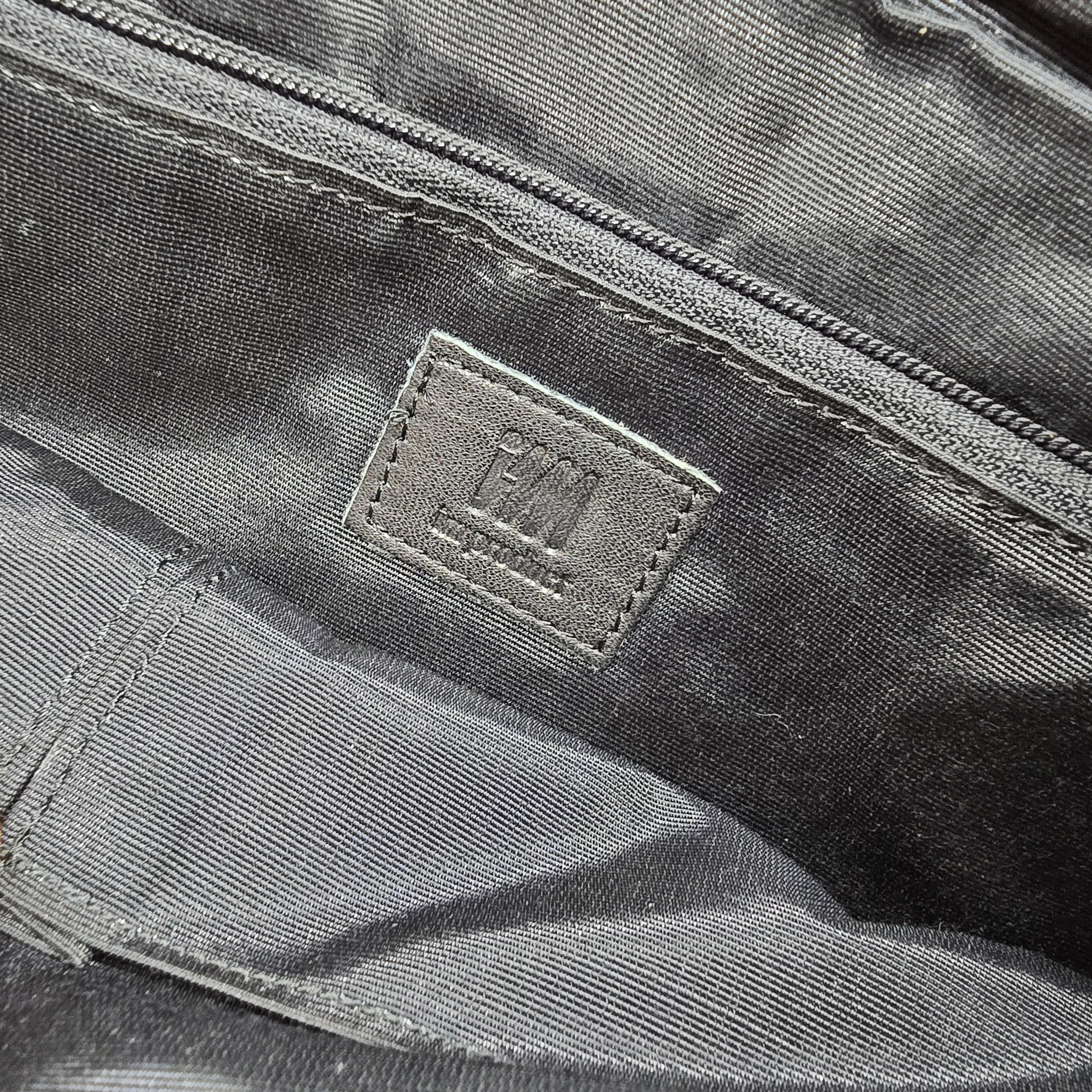 Issey Miyake Issey Miyake - Vintage Leather Handbag Size ONE SIZE - 12 Thumbnail