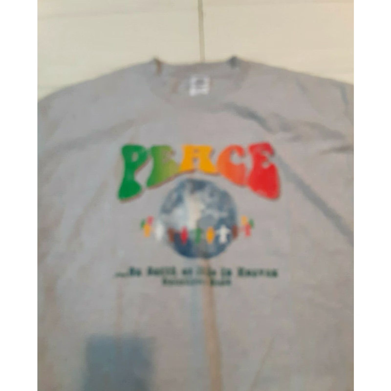 Vintage VINTAGE Peace on Earth T-Shirt 2XL Mens Grey 30in long 23in pit to pit Regular size Delta Pro Weight Pre-owned Size US XXL / EU 58 / 5 - 3 Thumbnail