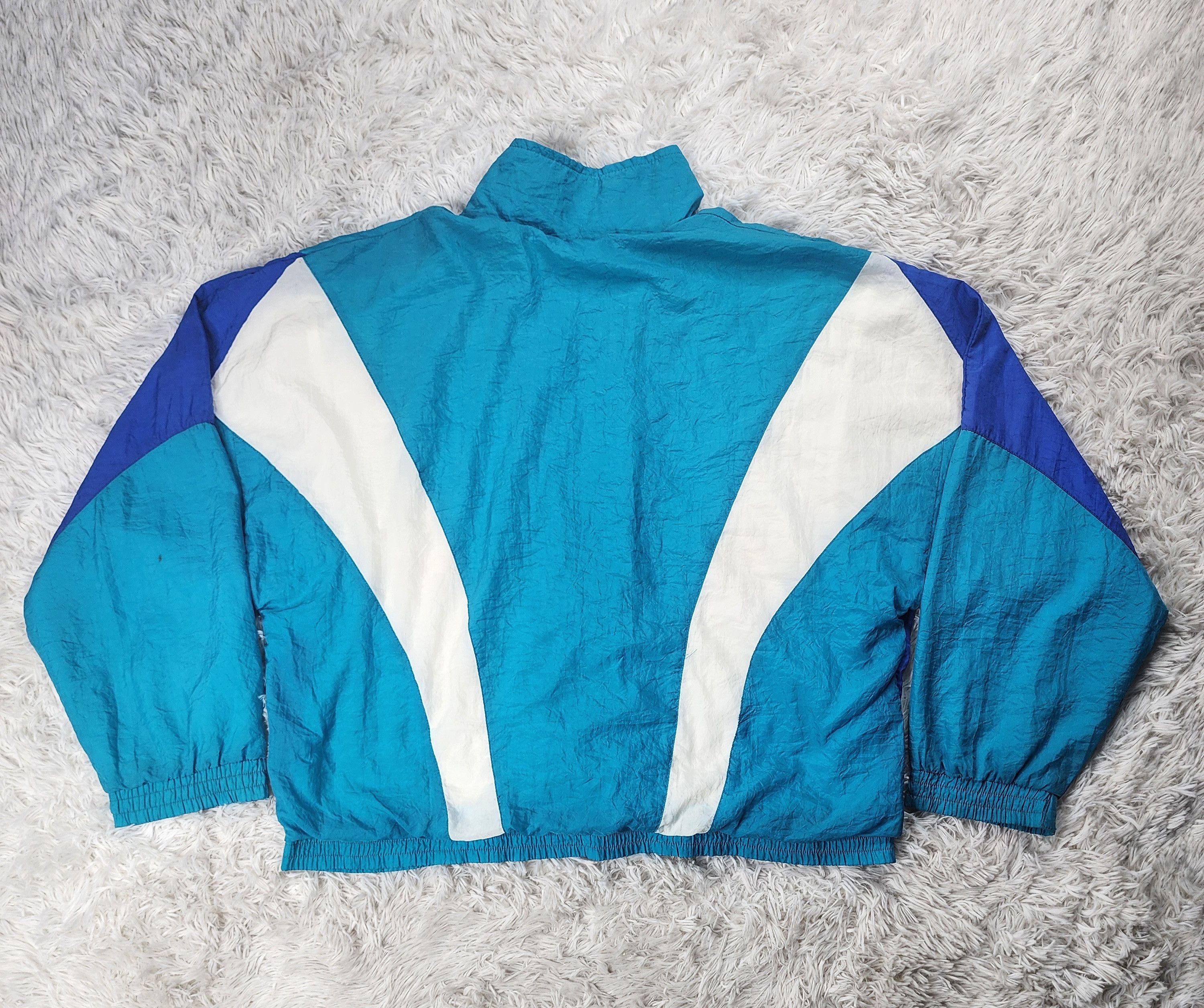 Reebok Vintage 90's Reebok full zipper windbreaker jacket Size US L / EU 52-54 / 3 - 6 Thumbnail