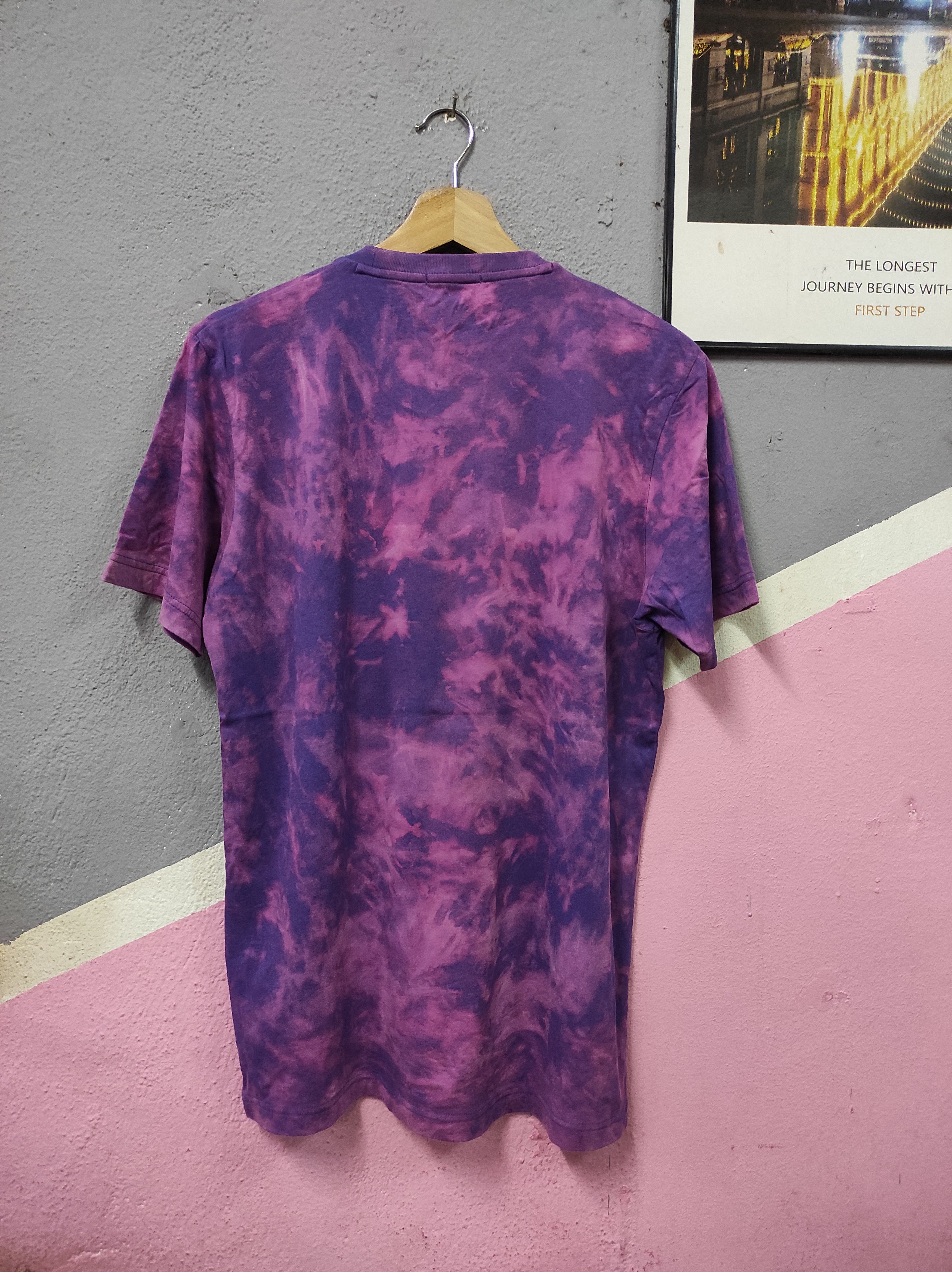 One Piece × Uniqlo UNIQLO X ONE PIECE RORONOA ZORO ANIME T-SHIRT TIE DYE Size US L / EU 52-54 / 3 - 5 Thumbnail