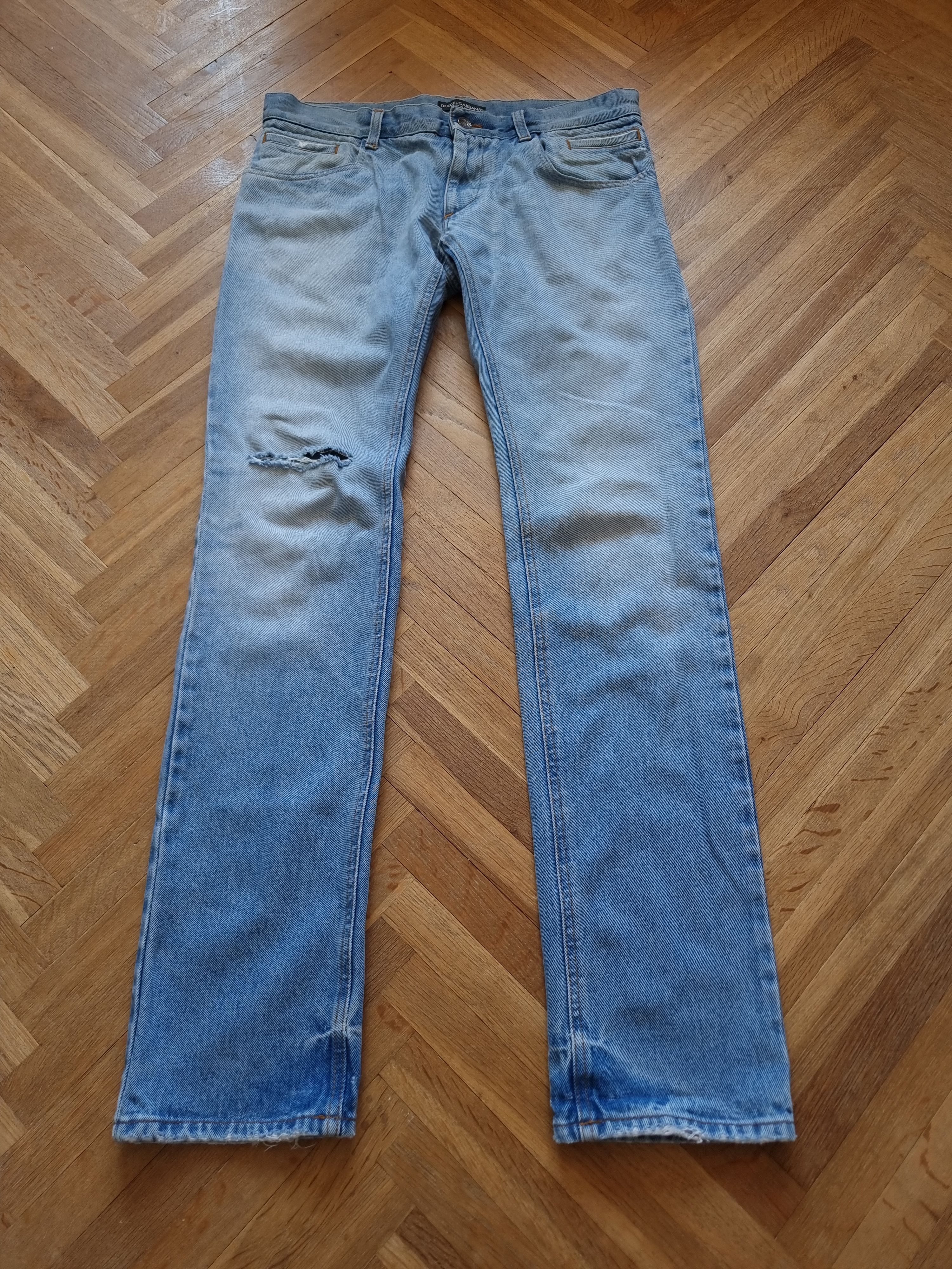Dolce & Gabbana Dolce & Gabbana Distressed Blue Denim Jeans Size US 32 / EU 48 - 1 Thumbnail