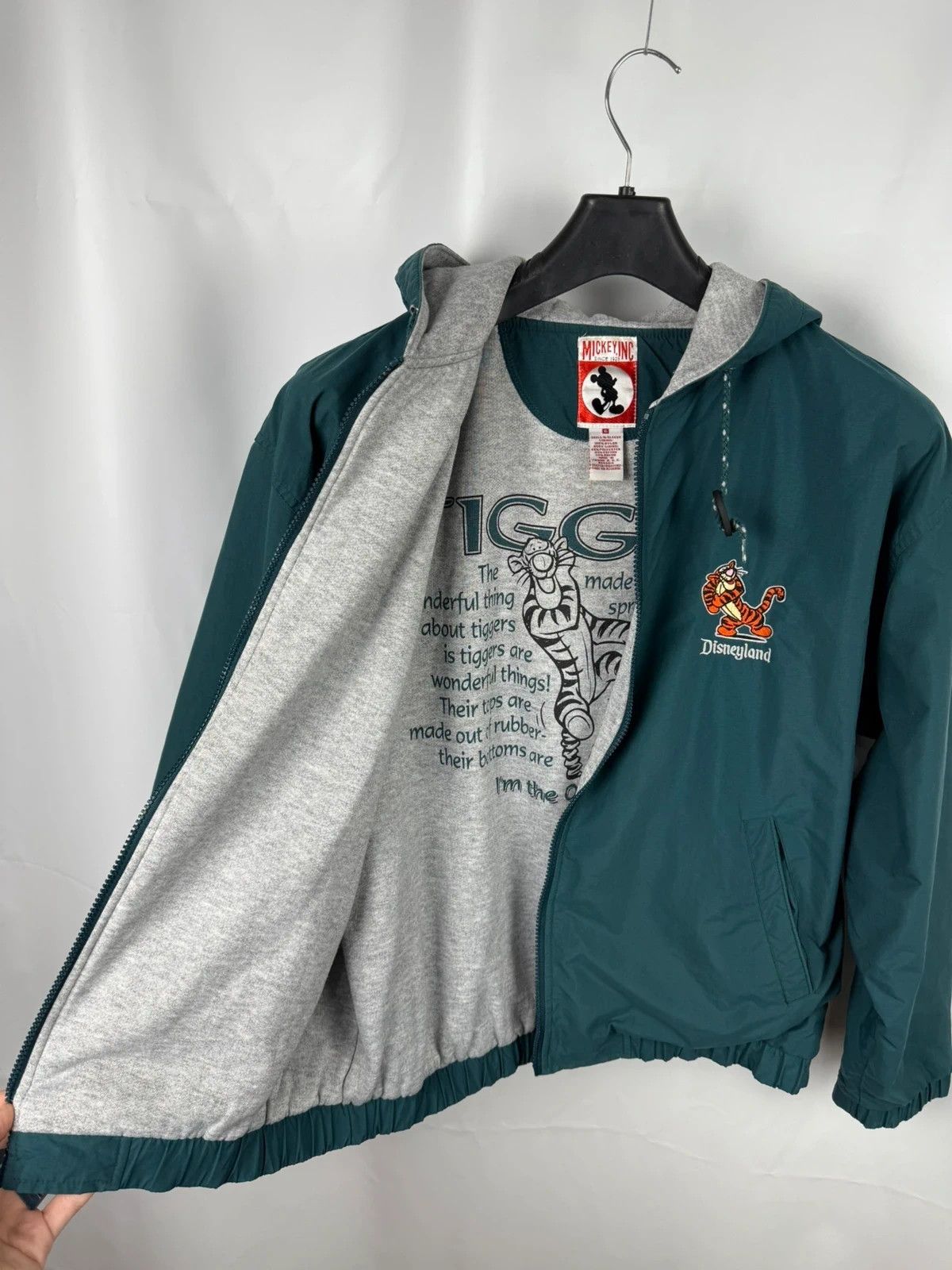 Disney Tiger Mickey Inc. Vintage Bomber Jacket 90s size S Size US S / EU 44-46 / 1 - 13 Thumbnail