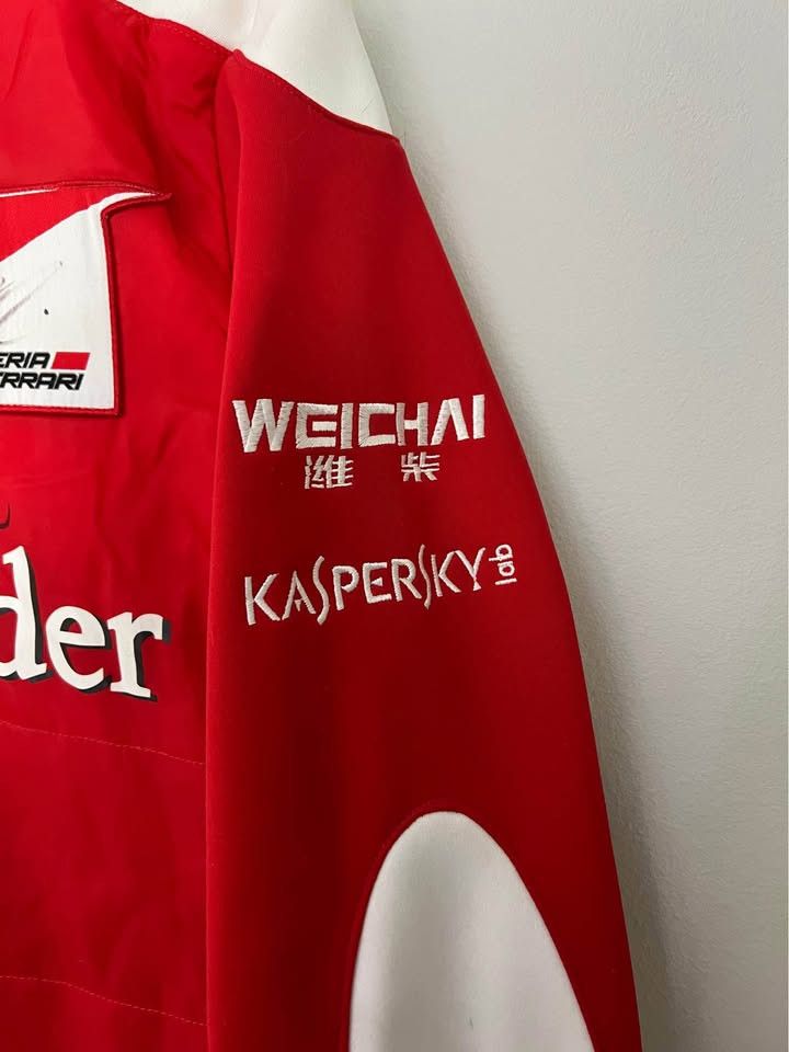 Puma Rare Autographed Puma Scuderia Ferrari F1 Racing Jacket Size US S / EU 44-46 / 1 - 6 Thumbnail