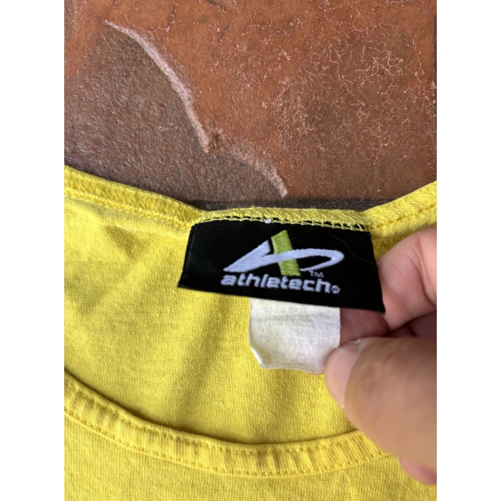 Vintage VINTAGE Athletech Hawaii Tank Top Shirt L Yellow 90s Hula Girl Beach Hawaii Surfer Retro Graphic Print Men’s Reg Pullover? Size US L / EU 52-54 / 3 - 2 Thumbnail