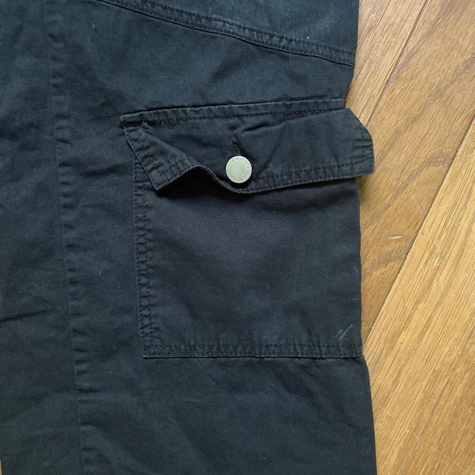 Shein SHEIN black straight leg cargo pants Size 27" / US 4 / IT 40 - 7 Thumbnail