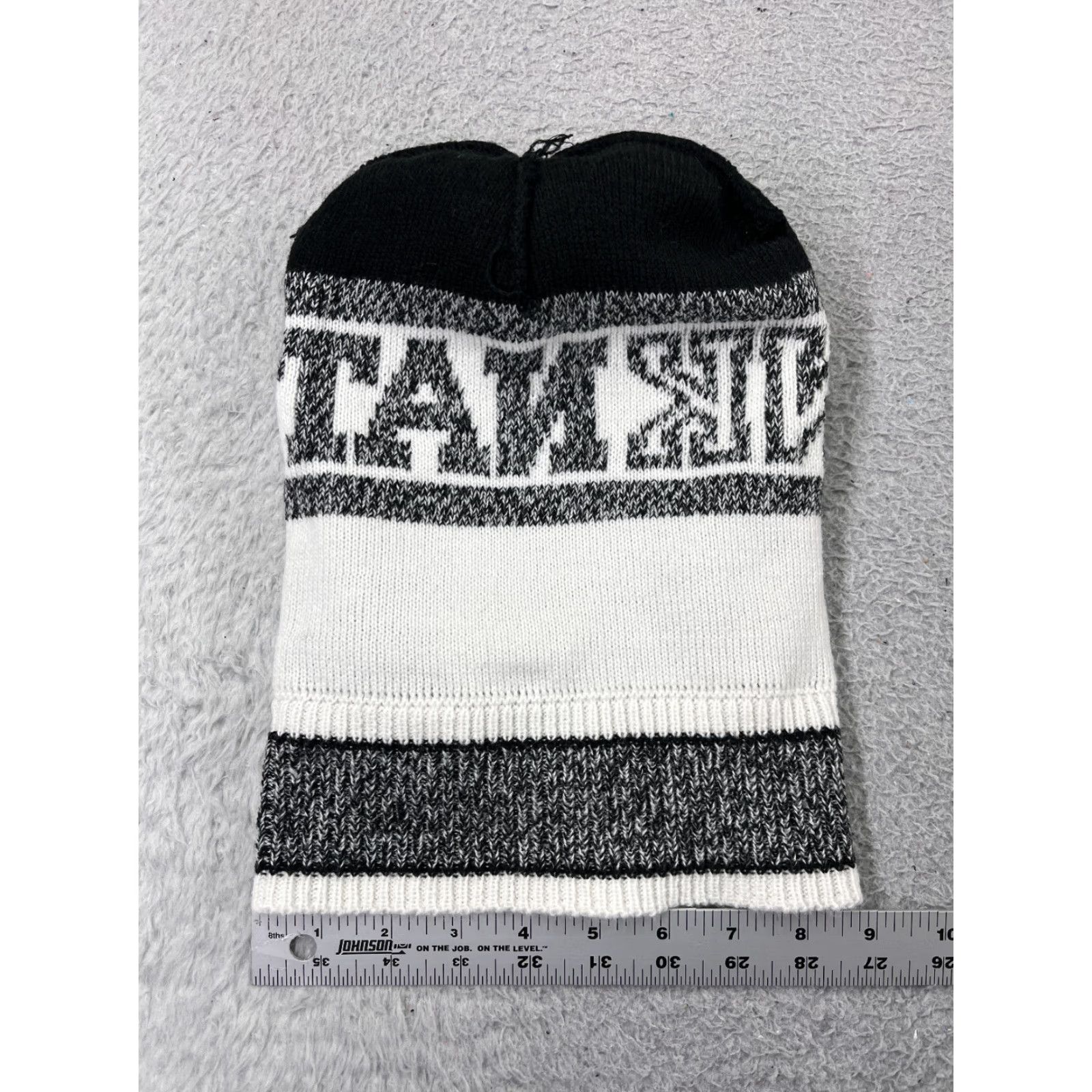 Victoria's Secret Victoria's Secret Beanie Adult One Size Black White Pom PINKNATION Acrylic Size ONE SIZE - 5 Thumbnail