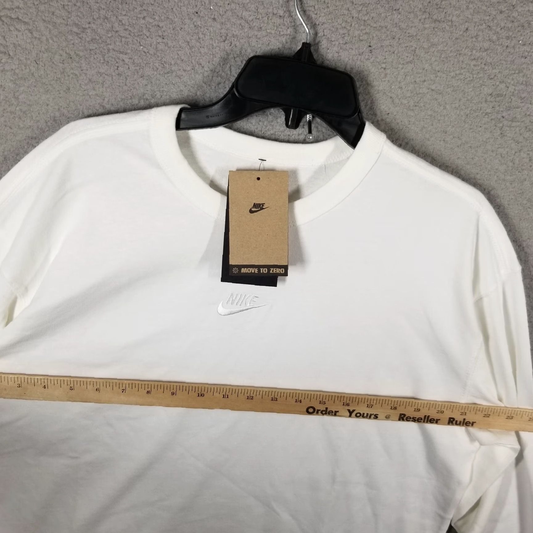 Nike Nike Men’s Long Sleeve T-Shirt Cotton Logo Crew Neck Sports White M Size US M / EU 48-50 / 2 - 5 Thumbnail