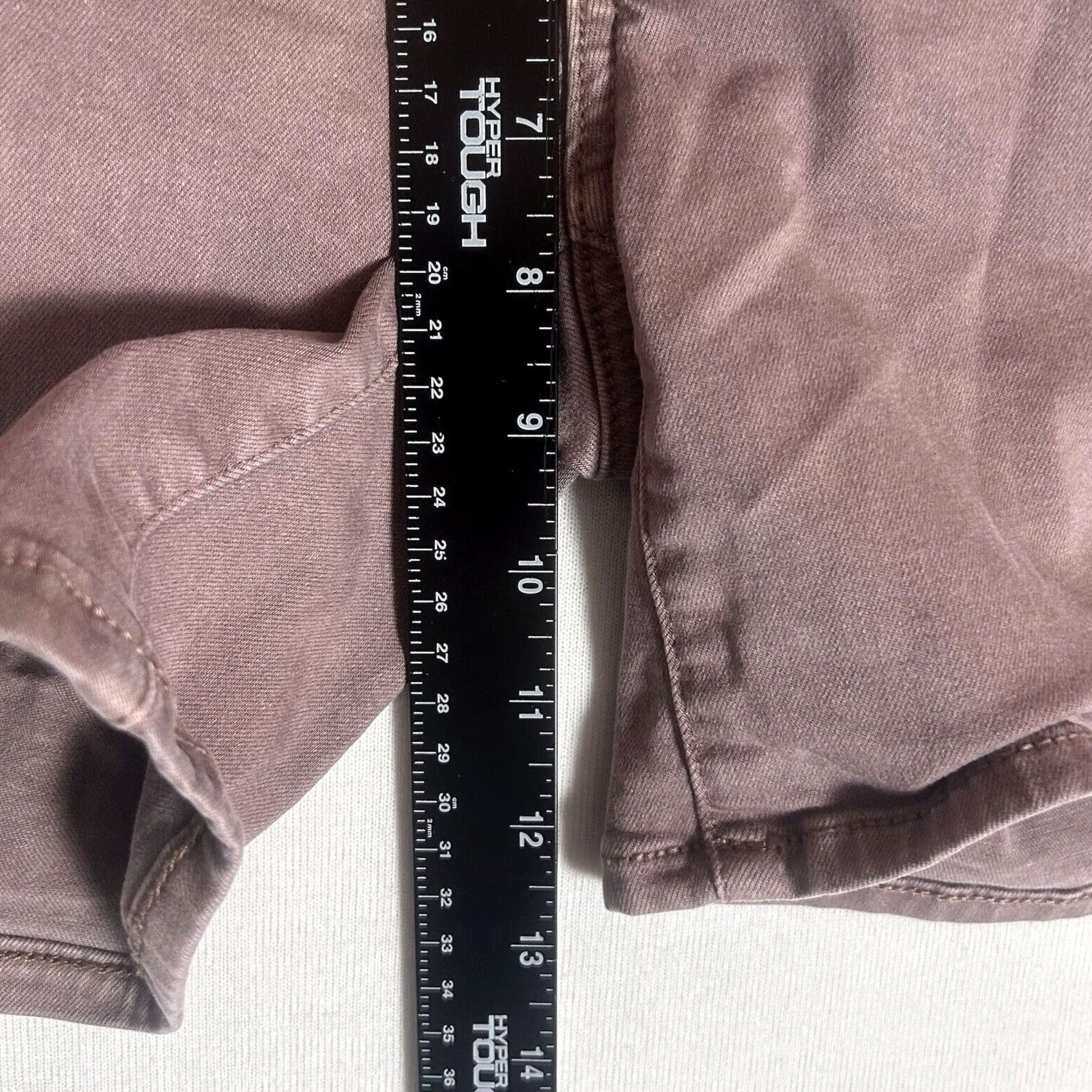 American Eagle Outfitters American Eagle Outfitters Super Stretch Midi Jean Shorts Womens 2 Maroon Red Size 26" / US 2 / IT 38 - 7 Thumbnail