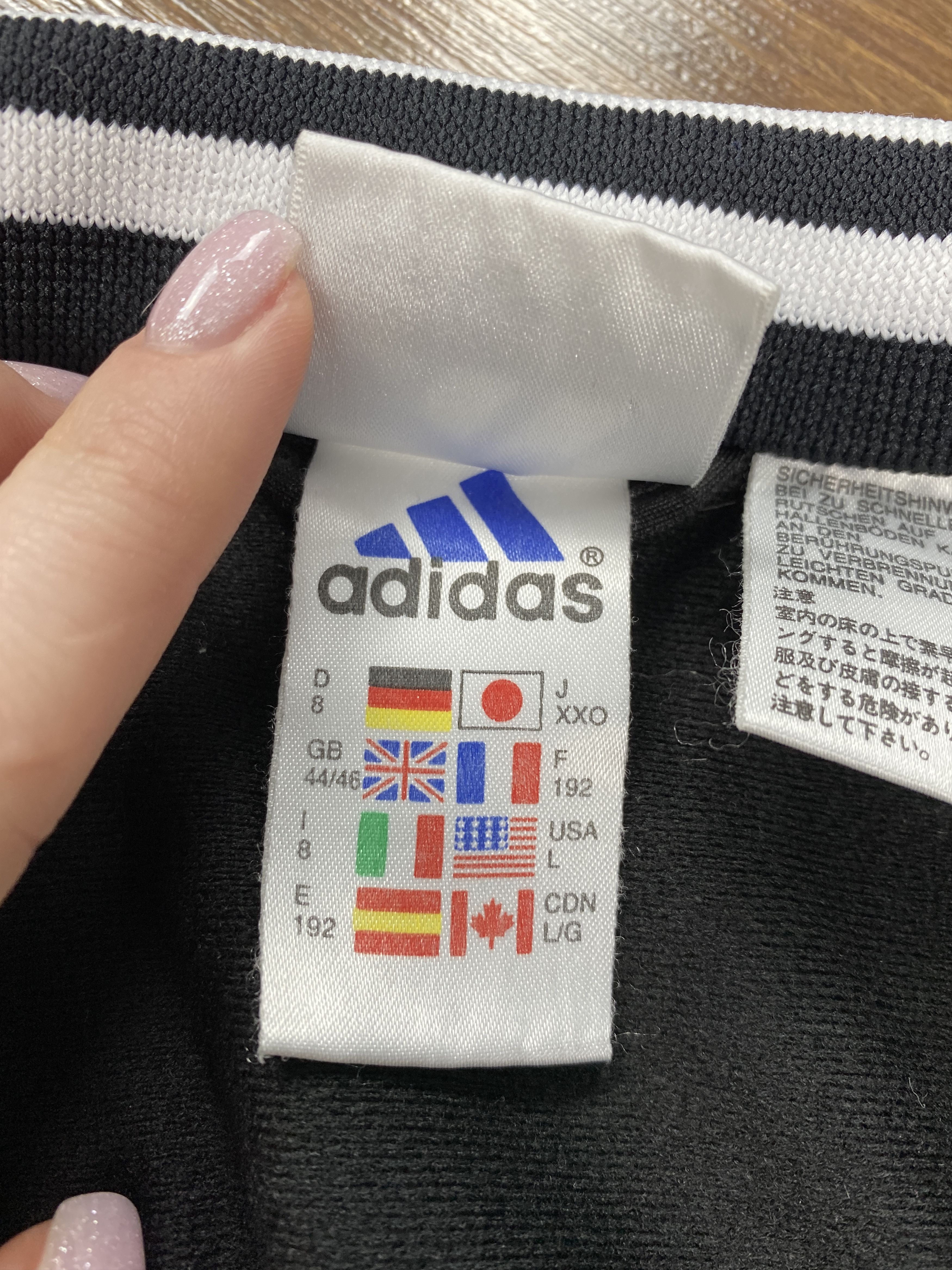 Adidas Adidas vintage oversized track top jacket y2k Size US L / EU 52-54 / 3 - 5 Thumbnail