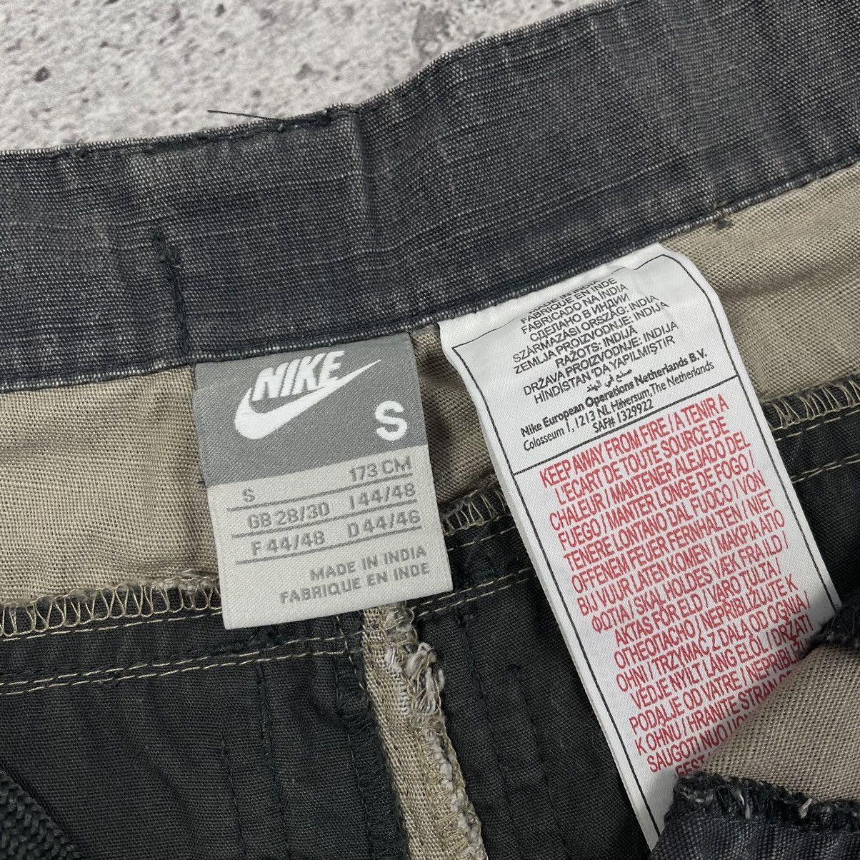 Nike × Vintage Vintage Nike Y2K Grey Cargo Pants Size US 30 / EU 46 - 11 Thumbnail