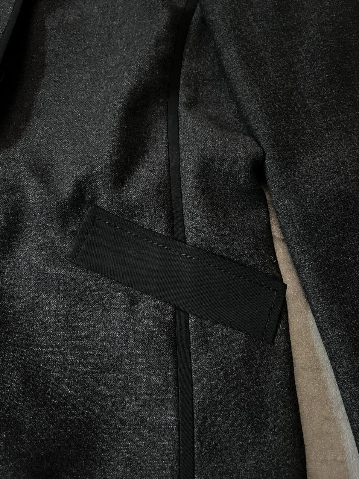 Prada Prada Vintage women wool coat nylon grey 90s Size M / US 6-8 / IT 42-44 - 9 Thumbnail