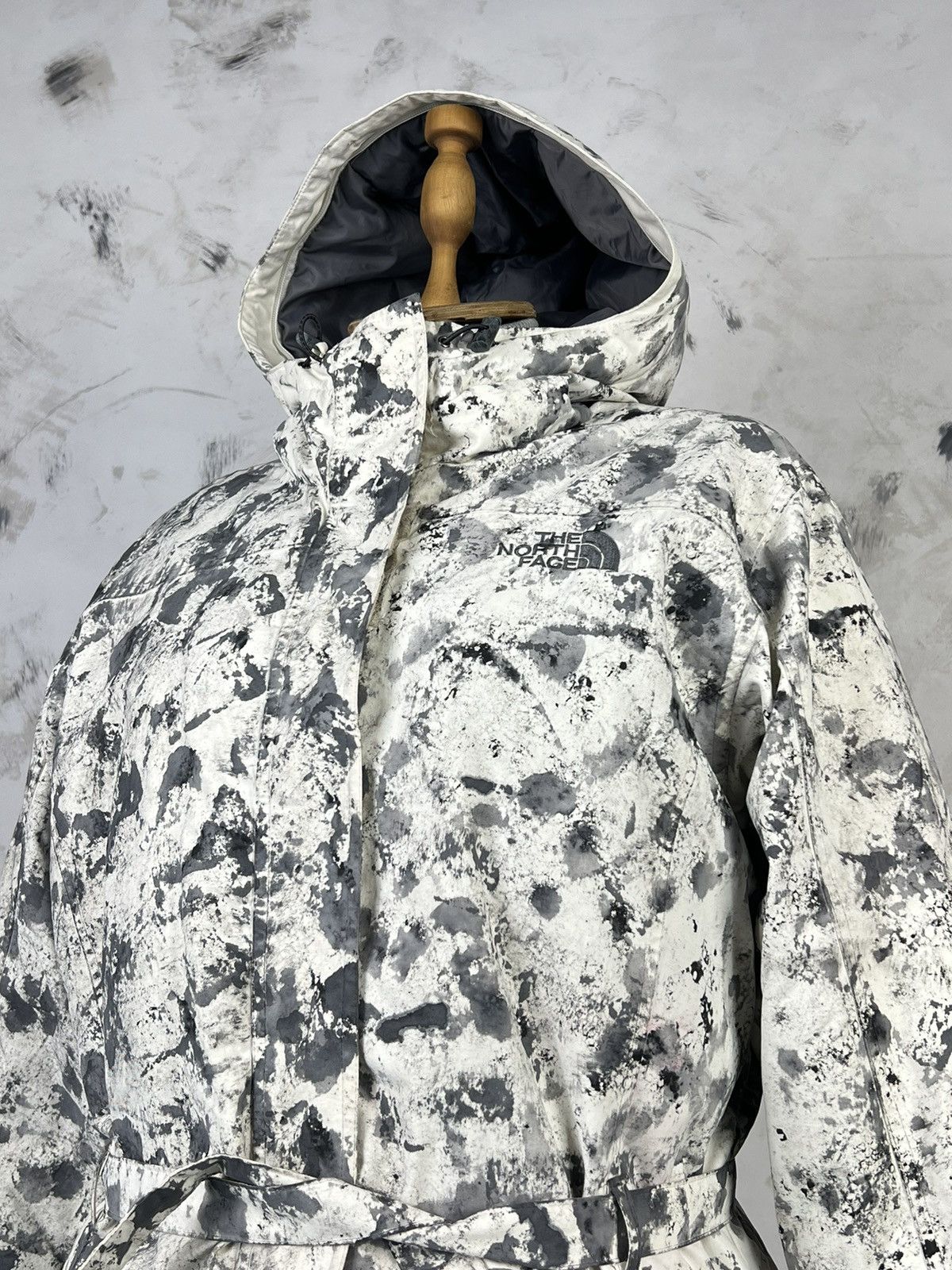 The North Face The North Face 550 Custom Camo Down Jacket Size L - XL Size L / US 10 / IT 46 - 2 Thumbnail