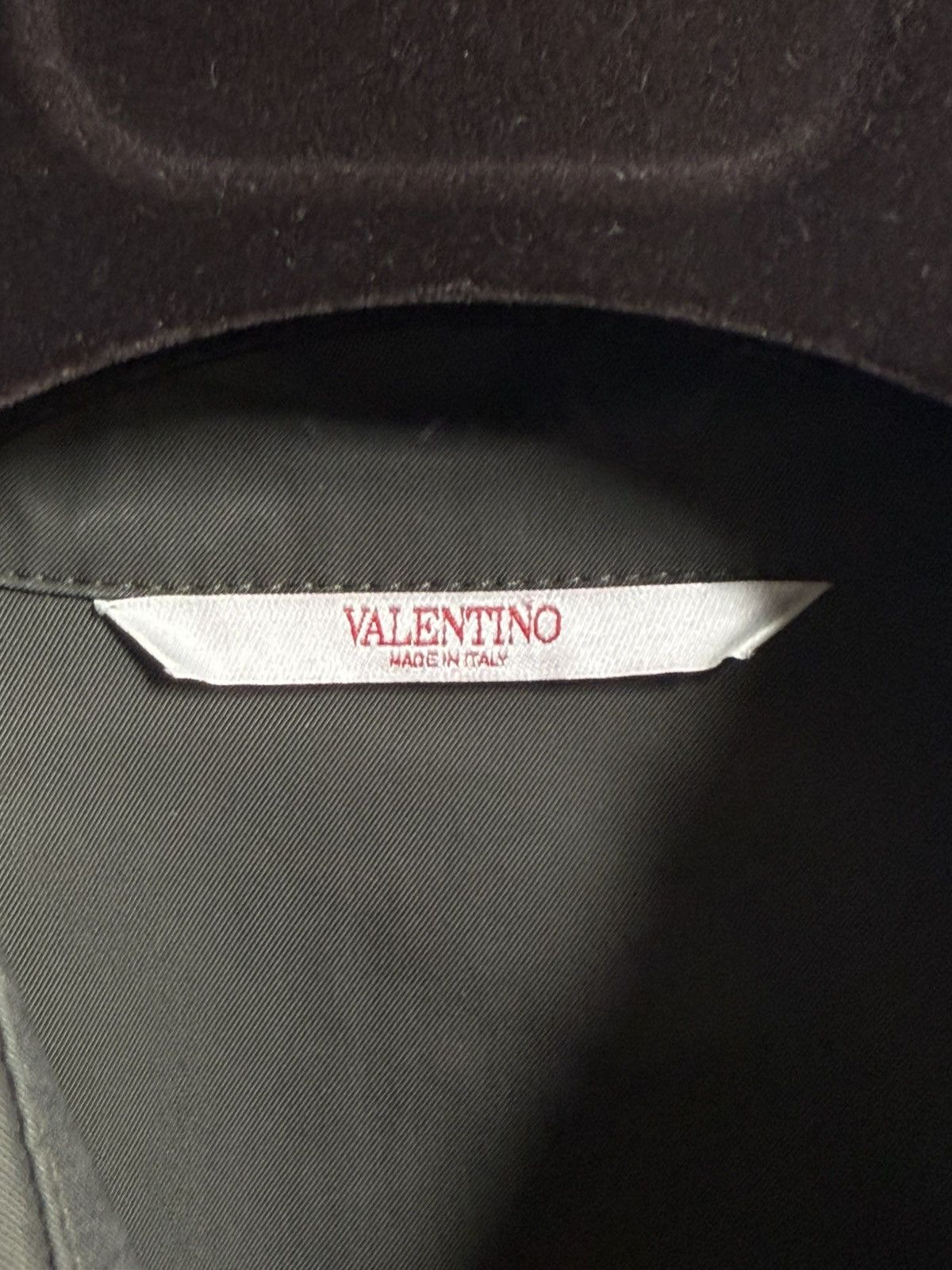 Valentino Valentino shirt with Valentino V Size US L / EU 52-54 / 3 - 7 Thumbnail