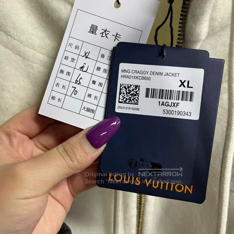 Louis Vuitton Louis Vuitton 25 Latest White Solid Wool Turtleneck Jacket Size US XL / EU 56 / 4 - 4 Thumbnail