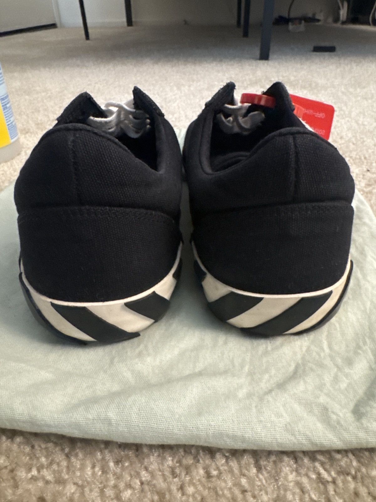 Off-White OFF WHITE VULCANISED LOW (UPDATED STRIPES) - 43 Size US 10 / EU 43 - 8 Thumbnail