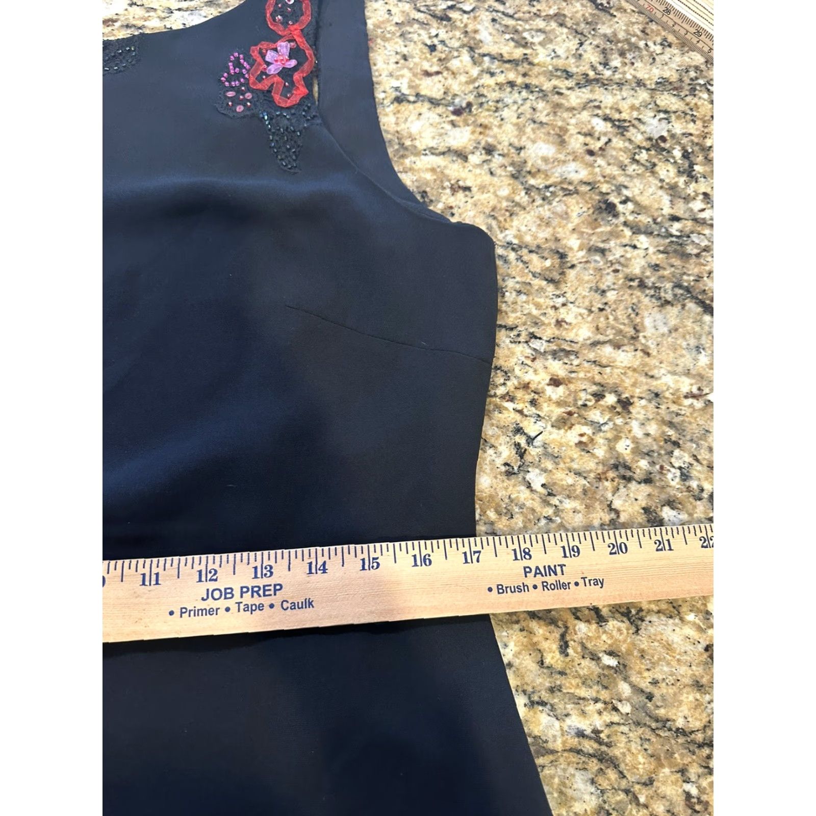 Vintage VINTAGE Kay Unger New York Women’s Sleeveless Beaded Dress 14 Black Womens Long Sleeveless Dress Beaded 14 Kay Unger New York Womens Brown? Size XL / US 12-14 / IT 48-50 - 7 Thumbnail