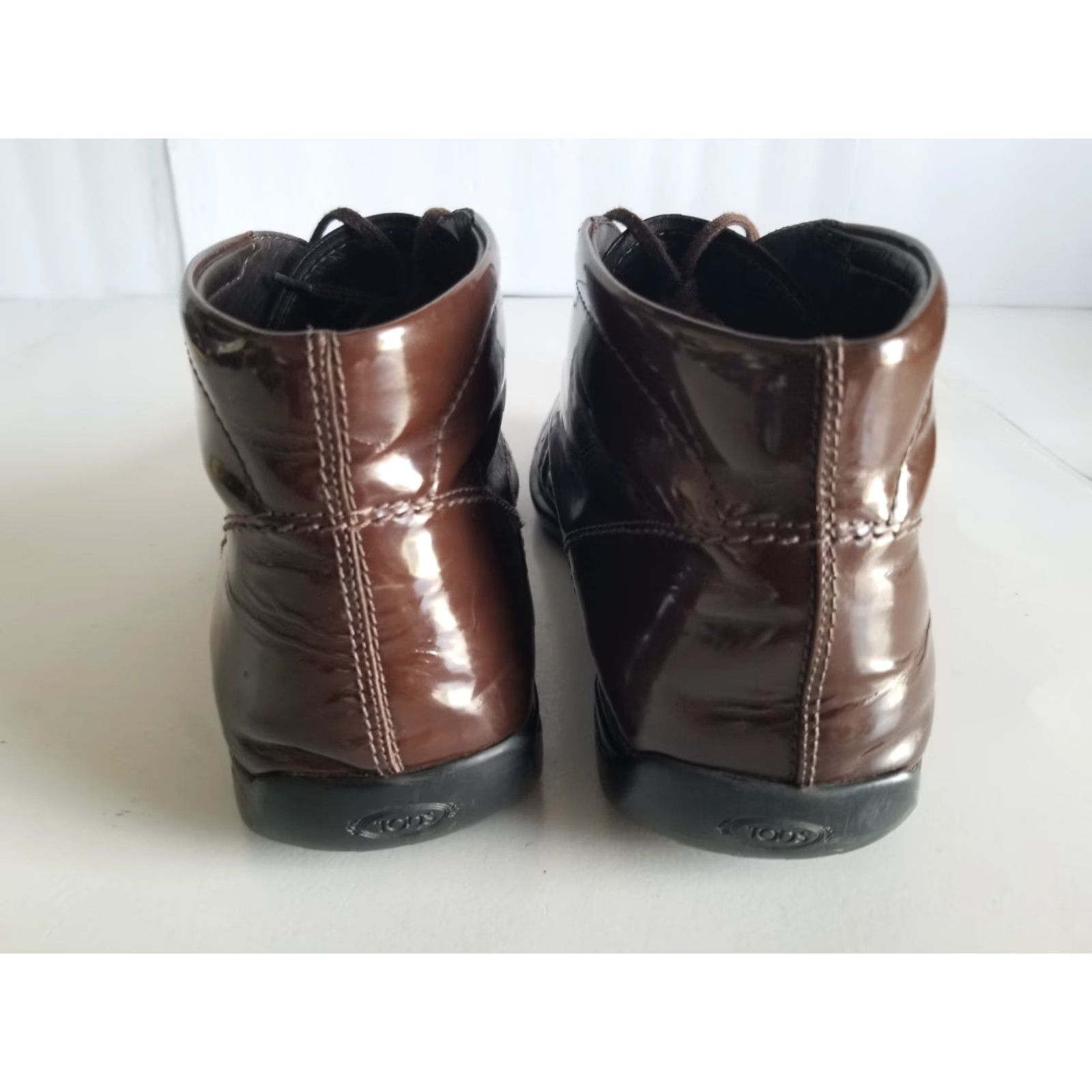 Vintage Tod’s Chukka Boots Mens 8.5 9 Brown Suede Ankle Lace Up Chelsea Mid Top Leather Lining Sheepskin Comfort Slips Resistant Size US M / EU 48-50 / 2 - 3 Thumbnail