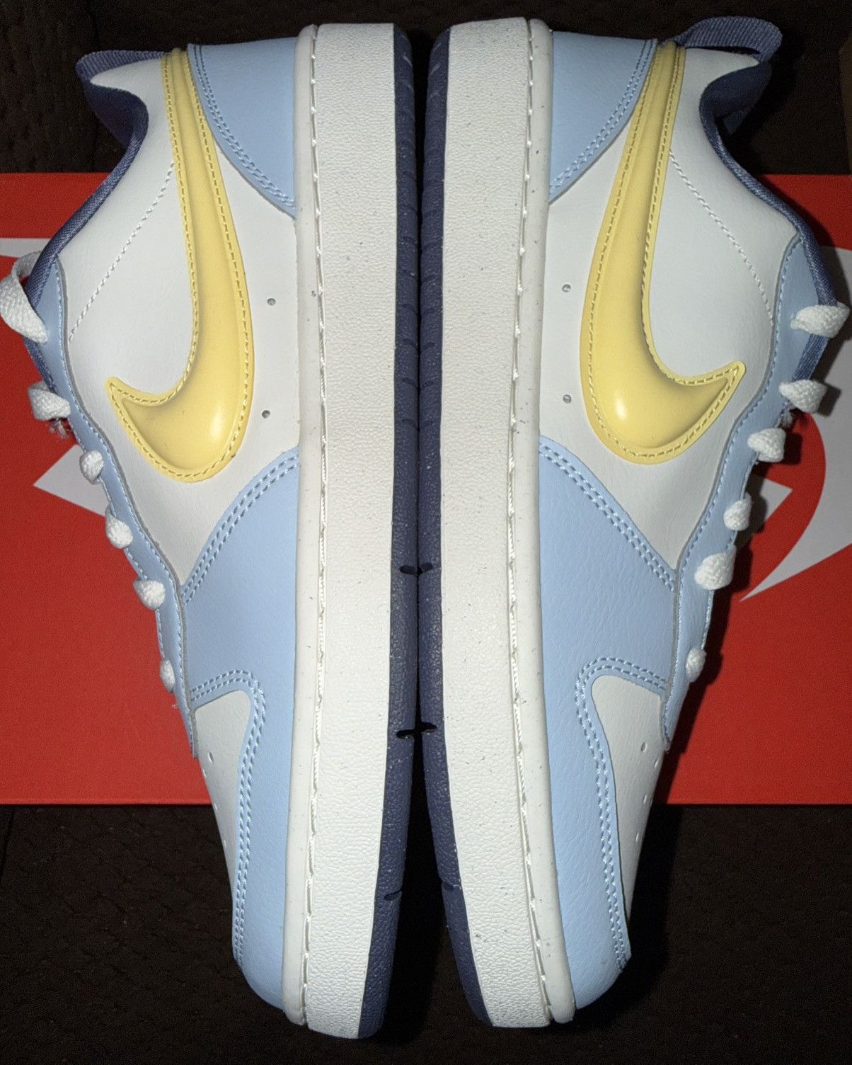 Nike Nike “Puff Print” lowtop Court Borough Recraft, sz7/8.5w NEW Size US 8.5 / IT 38.5 - 10 Thumbnail