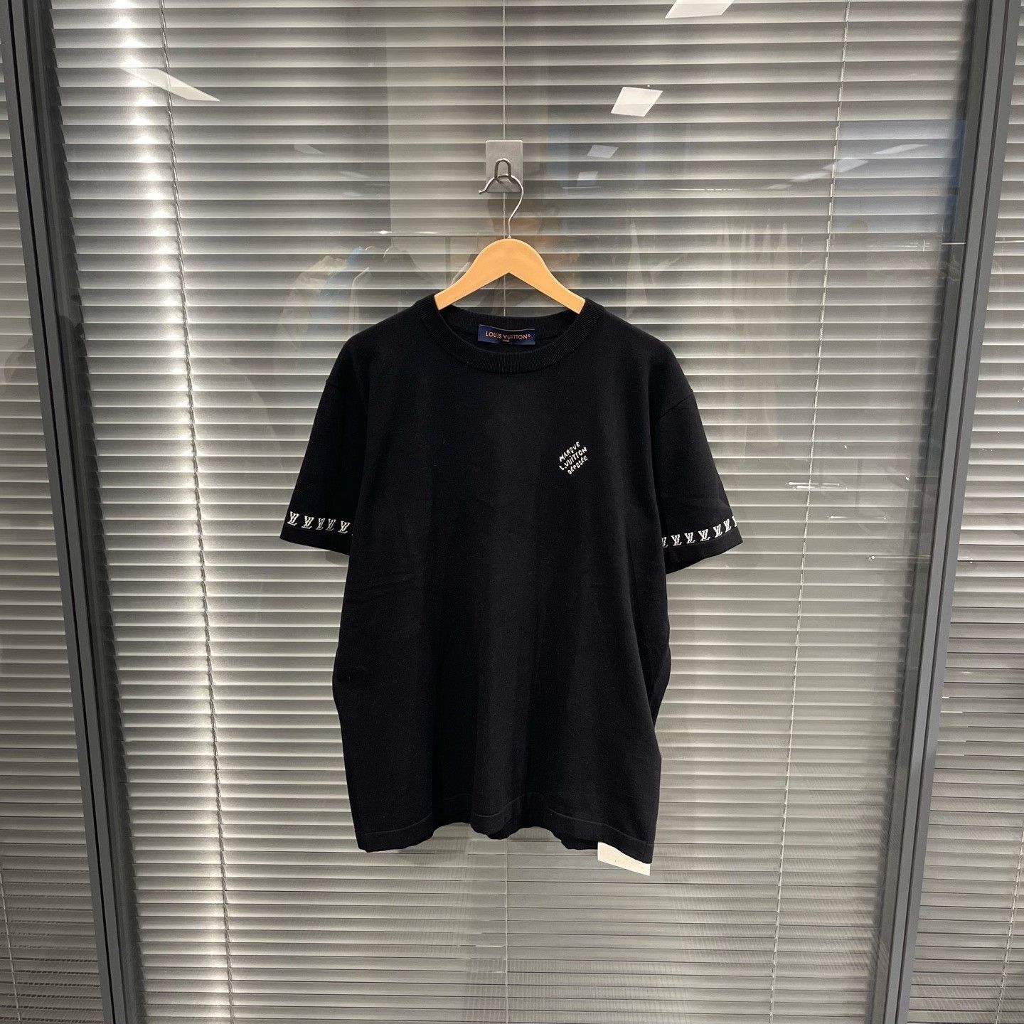 Louis Vuitton Louis Vuitton Pharrell Williams Monogram Trim Knit T-Shirt Size US M / EU 48-50 / 2 - 1 Thumbnail