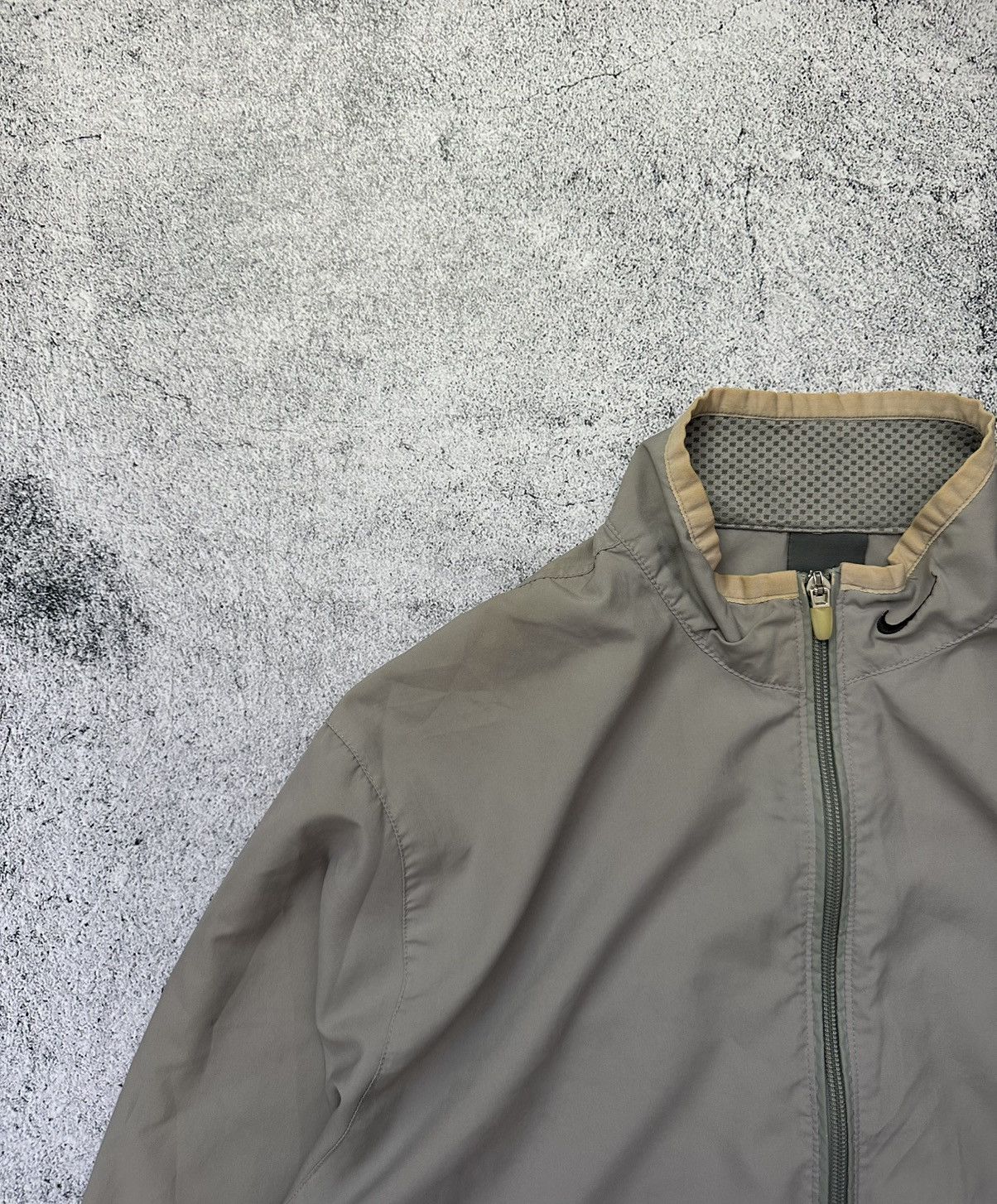 Nike Vintage Nike Light Half-Zip Rain Jacket Grey Y2K Fitl Size US L / EU 52-54 / 3 - 4 Thumbnail