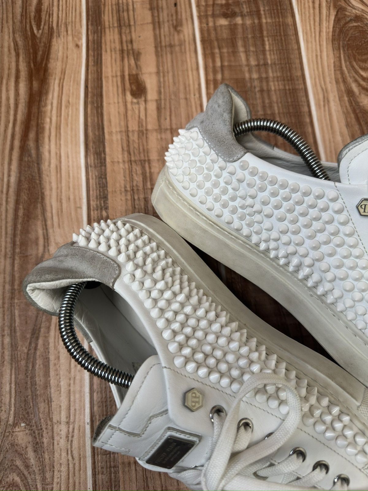 Philipp Plein Philipp Plein 78 Studded Spiked White Low Top Trainers Size US 9 / EU 42 - 11 Thumbnail