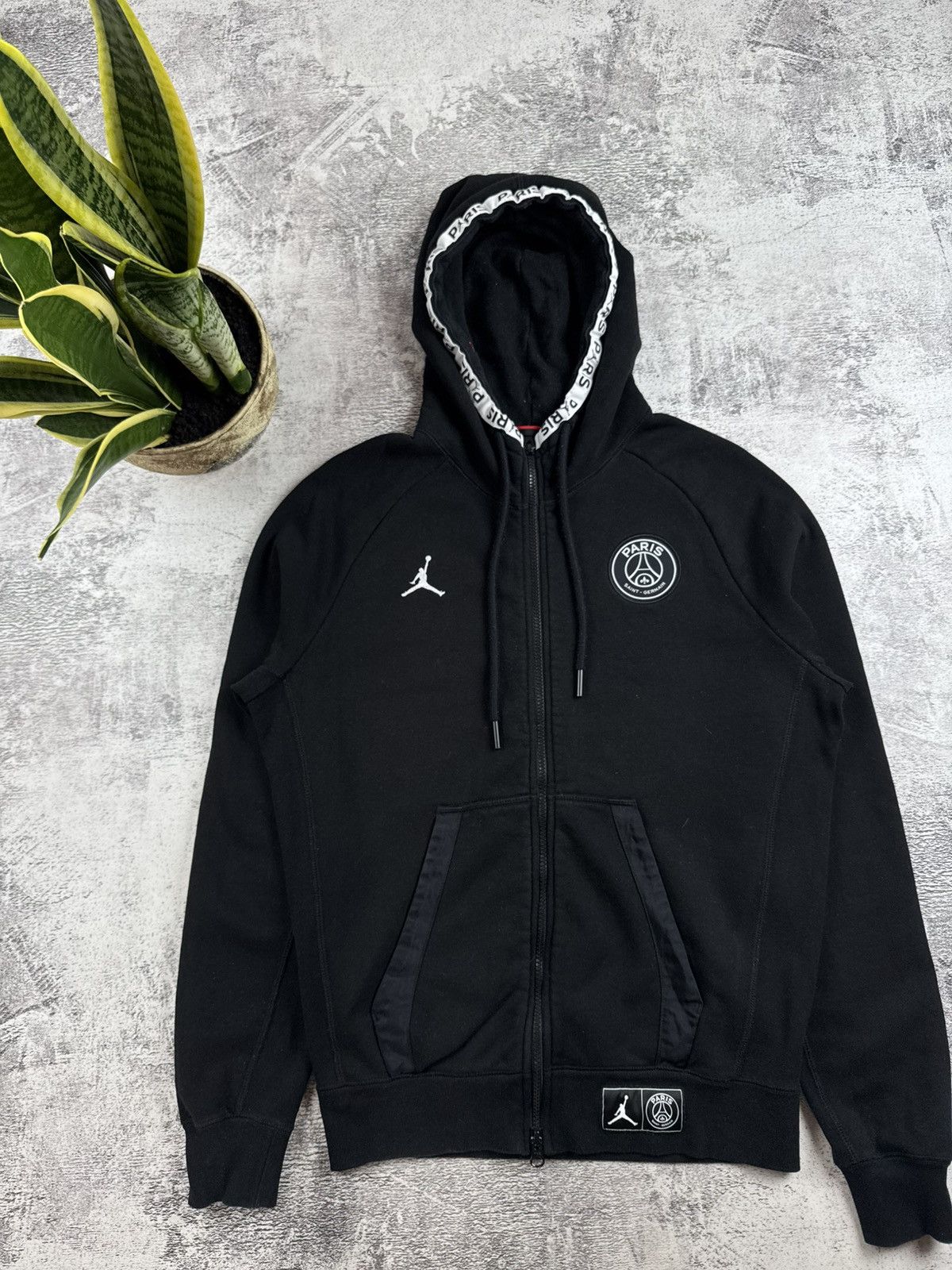 Jordan Brand Nike Jordan PSG Paris Saint Germain Soccer Black Full Zip S Hoodie Pullovover Size US S / EU 44-46 / 1 - 4 Thumbnail