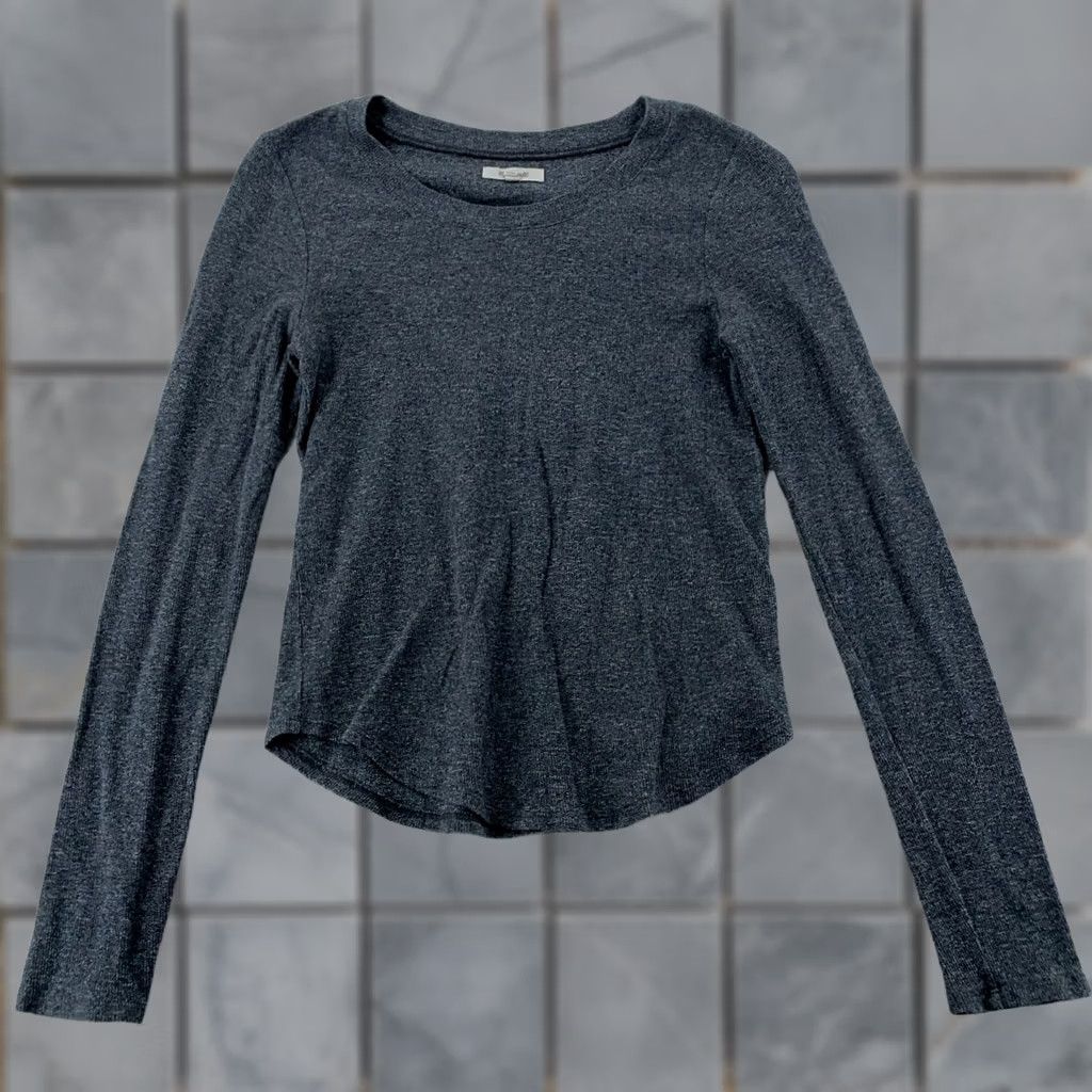 Madewell Madewell T-Shirt Womens Small Gray Cropped Long Sleeve Round Neck Size S / US 4 / IT 40 - 1 Thumbnail