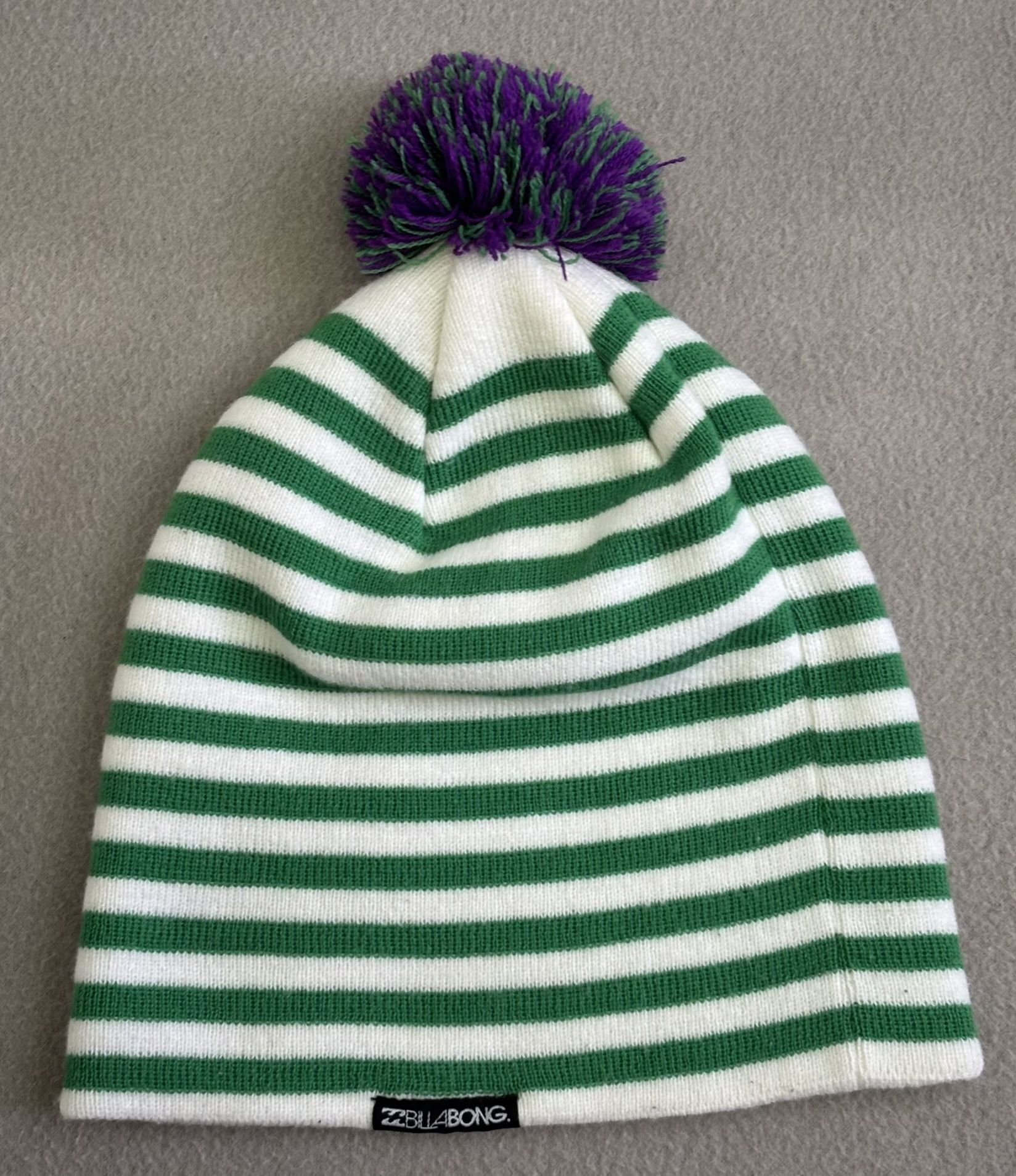 Billabong BillaBong winter hat white green size. Universal Size ONE SIZE - 3 Thumbnail