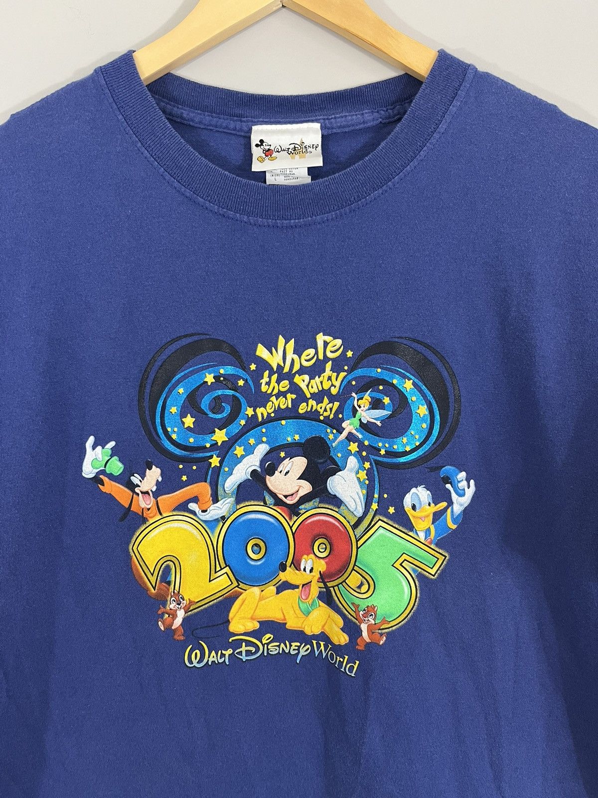 Disney Vintage Disney Faded 2005 Mickey Mouse Party Y2K Tee Size US L / EU 52-54 / 3 - 2 Thumbnail