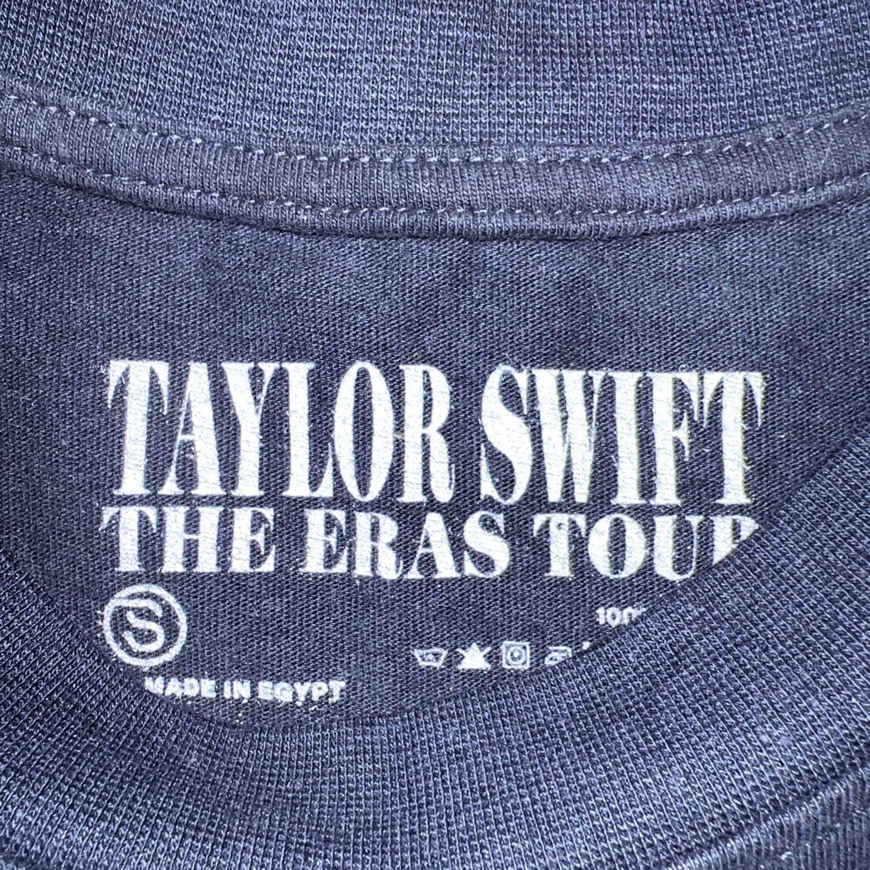 Vintage VINTAGE Official Taylor Swift The Eras Live L/S Concert Tour Shirt Adult Small Gray New Size US S / EU 44-46 / 1 - 5 Thumbnail