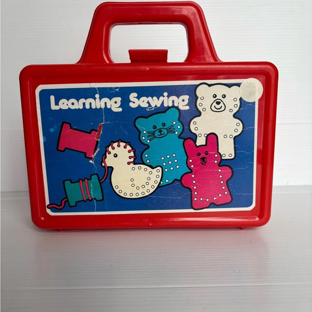 Designer Vintage The Eagle School "Learning Sewing" Lacing Toy Size ONE SIZE - 2 Thumbnail