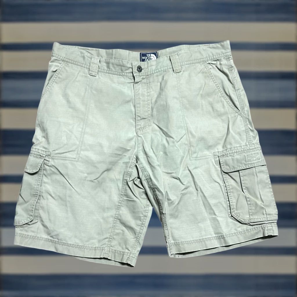 The North Face The North Face Cargo Shorts Men 40 Khaki Beige Outdoor Hiking Camping Regular Inseam 11in Zip Pockets Lightweight Size US 40 / EU 56 - 1 Thumbnail