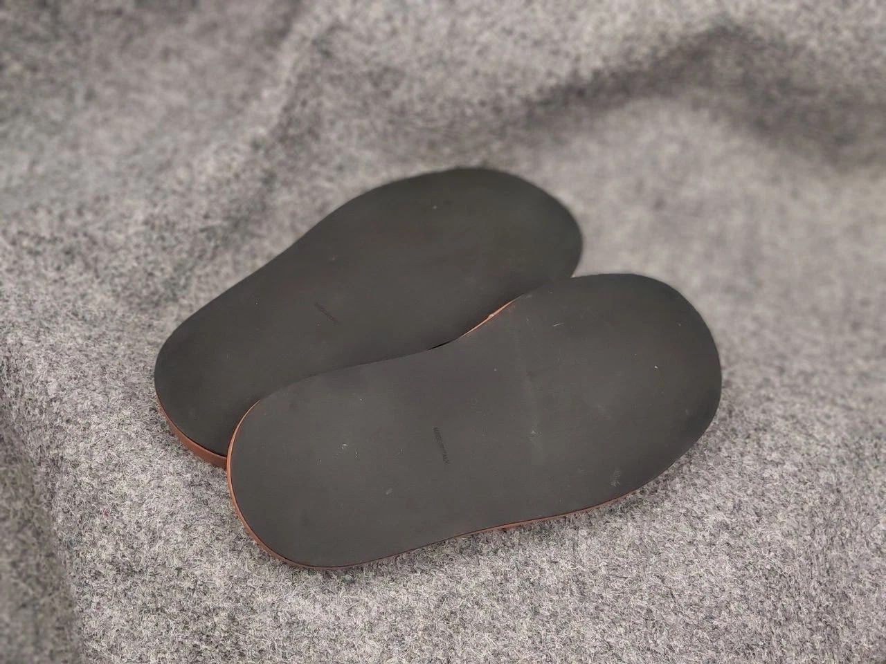 Burberry Burberry Buckingham Brown Logo Slides in Canvas & Leather Size US 9 / IT 39 - 22 Thumbnail