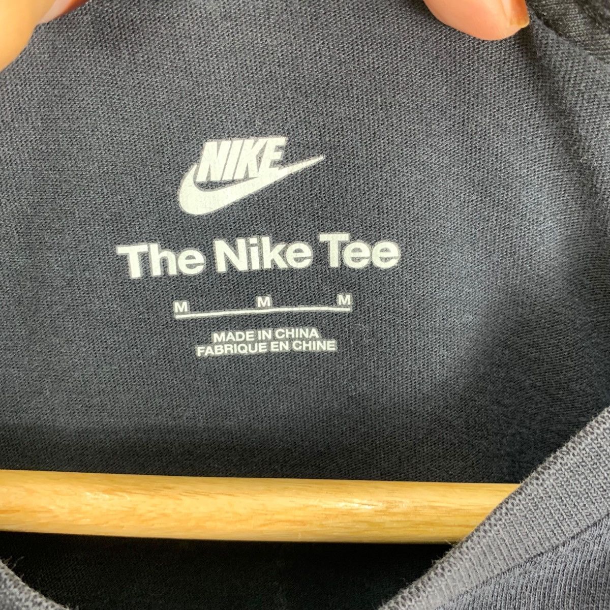 Nike NIKE SWOOSH LEAGUE Worldwide Embroidered Tee Shirt Top Size US M / EU 48-50 / 2 - 7 Thumbnail