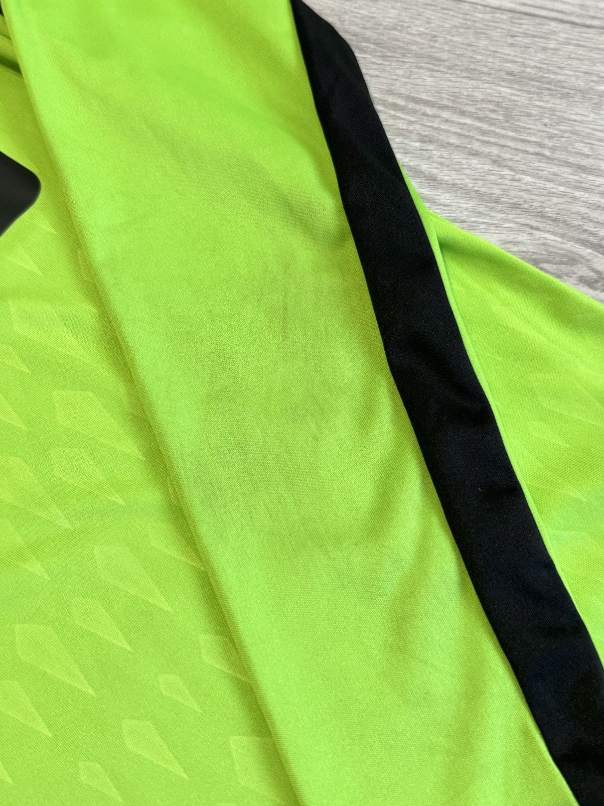 Adidas 🔷Adidas Manchester United 2023/24 Goalkeeper Soccer jersey🔷 Size US XS / EU 42 / 0 - 8 Thumbnail