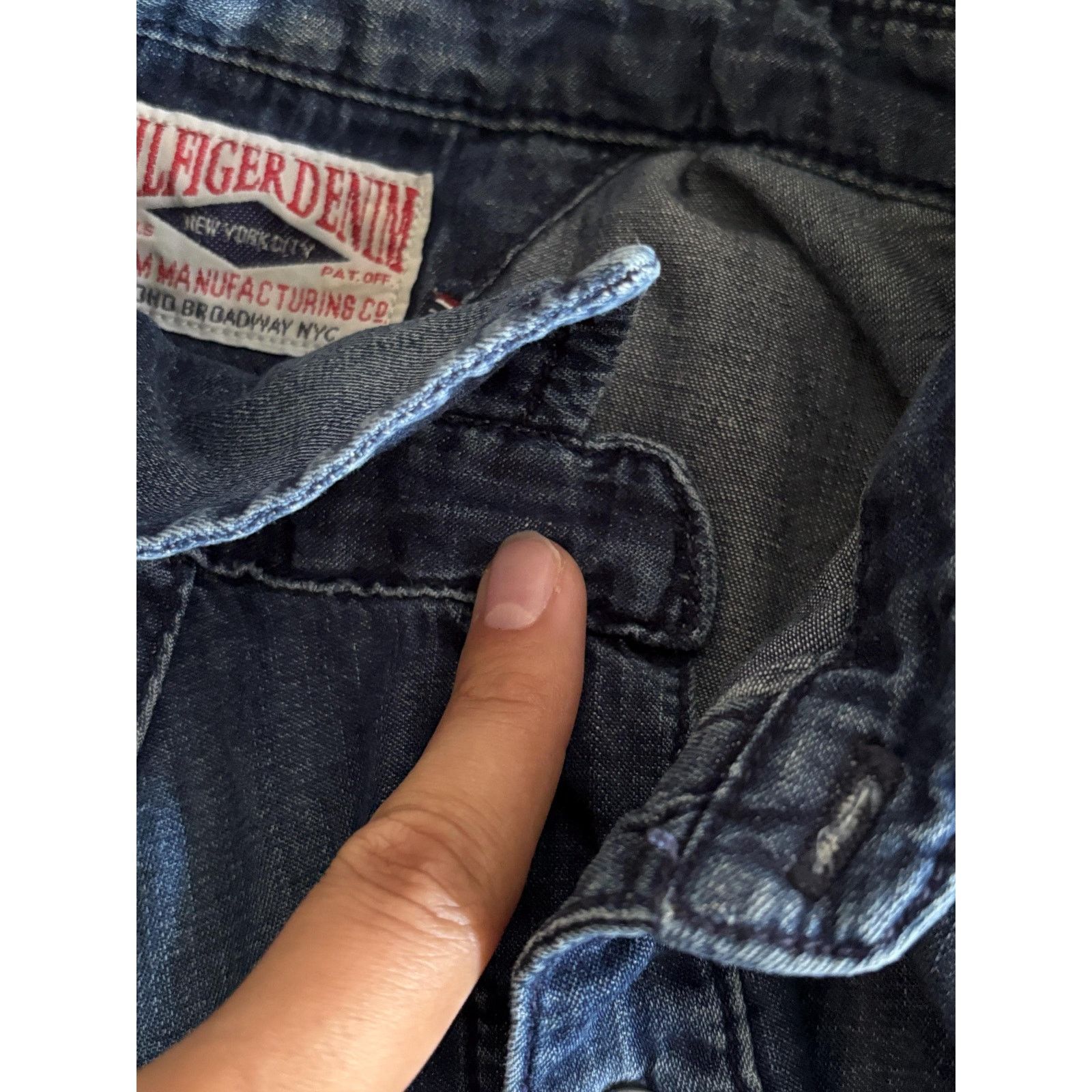 Tommy Hilfiger Vintage Hilfiger Snap Shirt Y2K Flag PatchRare Denim Archive Size US M / EU 48-50 / 2 - 7 Thumbnail