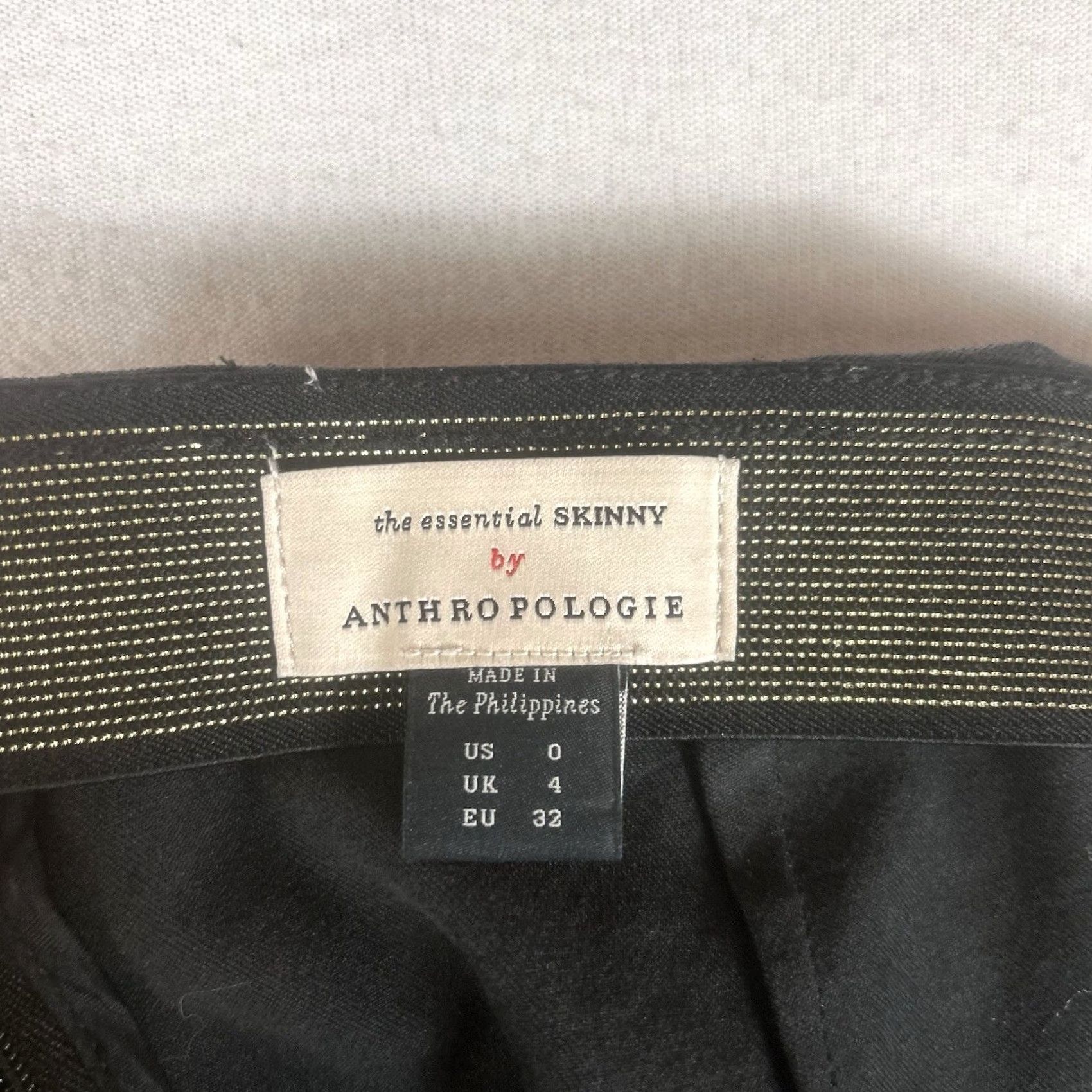 Anthropologie Anthropologie The Essential Skinny Pants Womens 0 Black Jacquard Brocade Foil Dress Pants Skinny Inseam 26in Black Womens 0 Pants Size 25" / US 0 / IT 36 - 5 Thumbnail