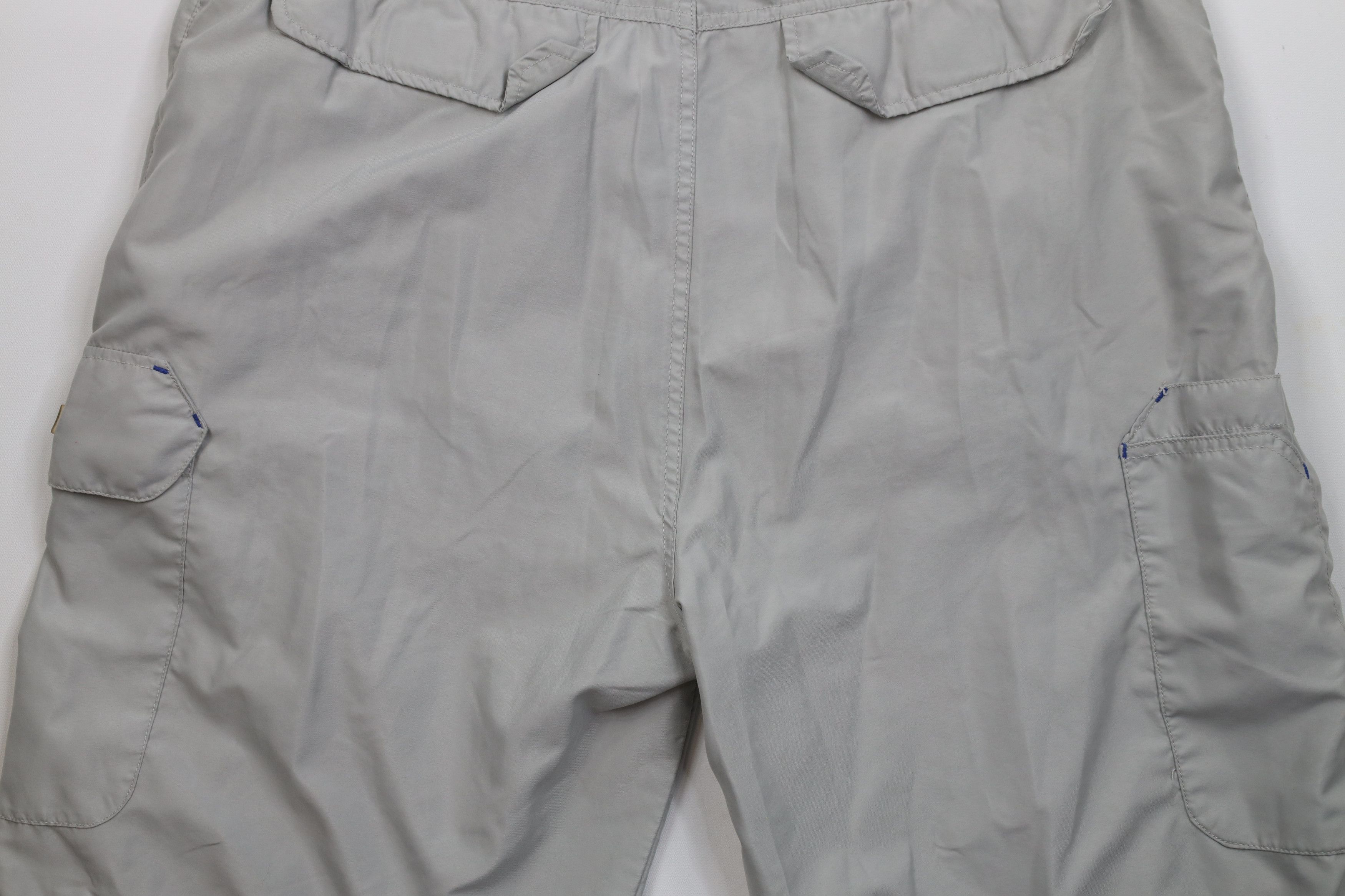 Vintage Vintage 90s Streetwear Fit Microfiber Cargo Shorts Gray Size US 38 / EU 54 - 13 Thumbnail