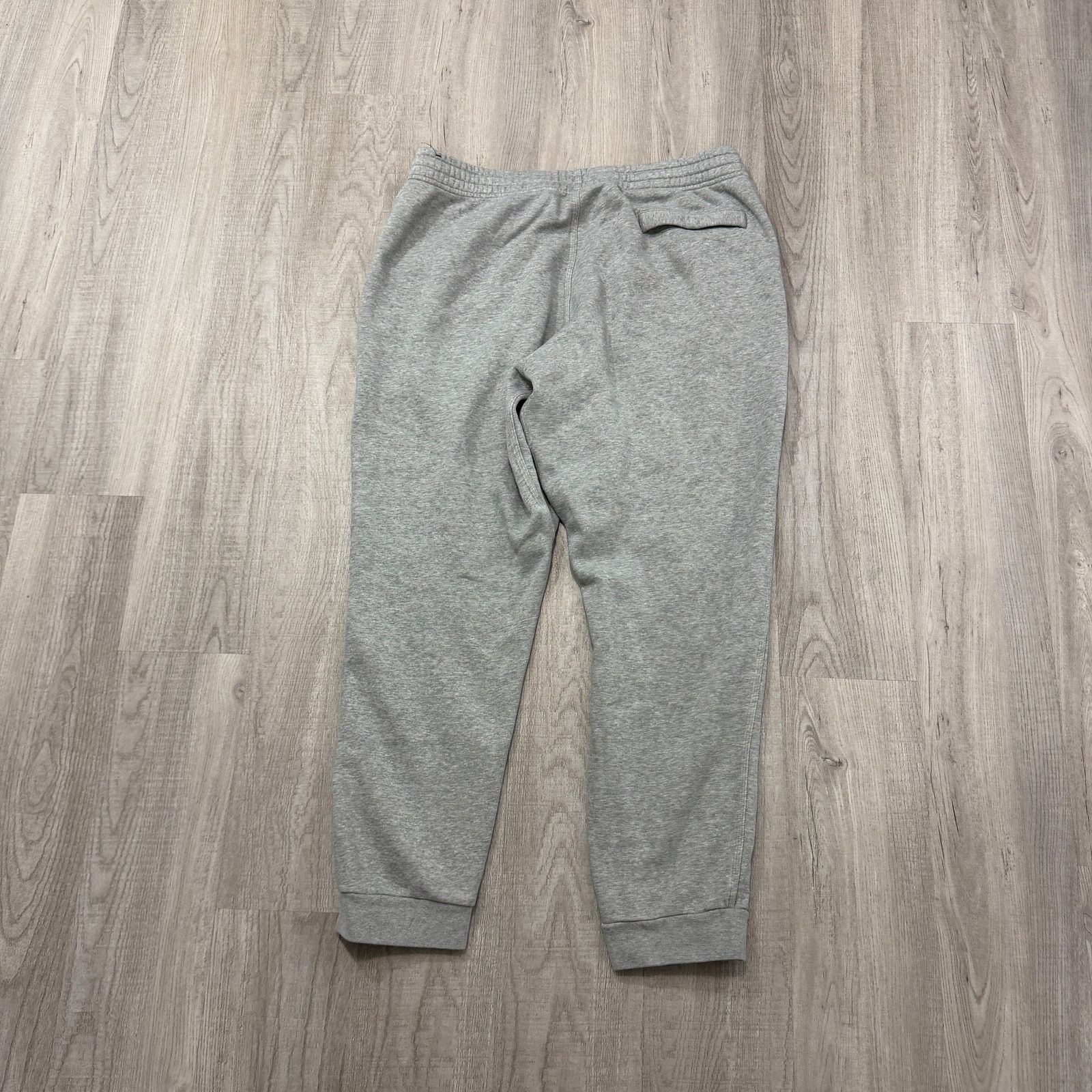Nike Nike Club Fleece Jogger Sweatpants Men's 2XL Heather Grey Size US 40 / EU 56 - 8 Thumbnail