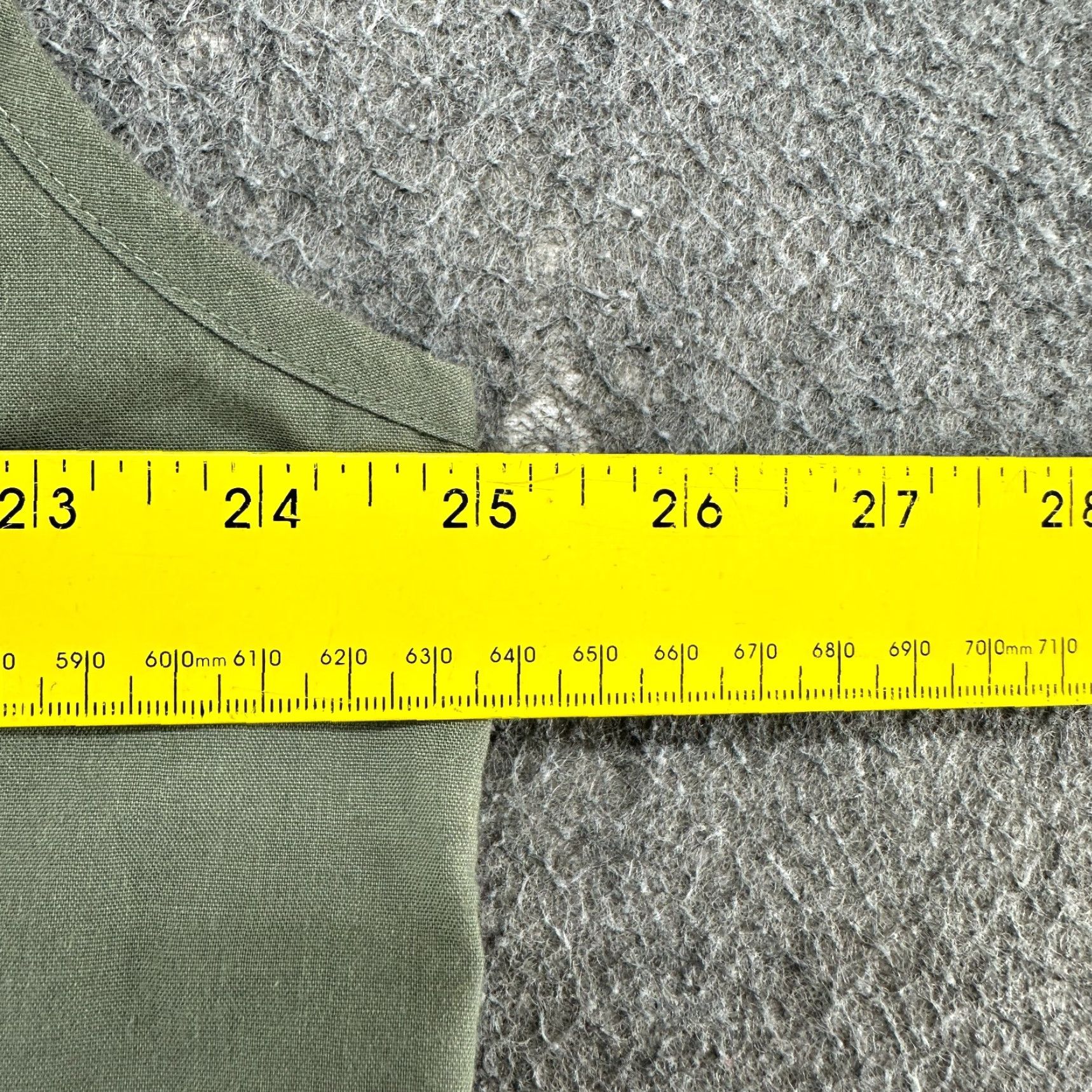 Vintage VINTAGE Solitude Vest Mens L Green Nylon Full Zip Fishing Hunting 90s Military Pattern Insulated Pockets Size US L / EU 52-54 / 3 - 7 Thumbnail