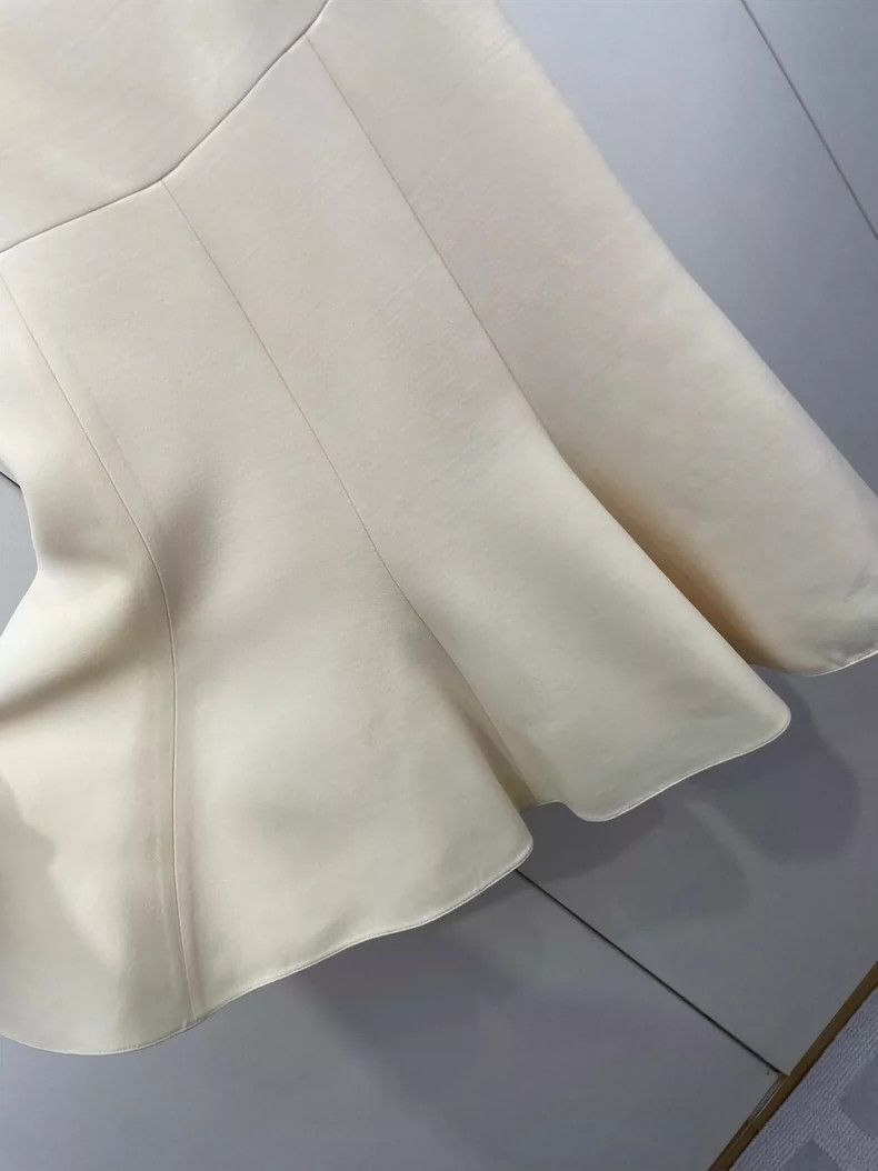 Dior Dior Solid color wool blend suspender dress 2504-Nextarrow Size XS / US 0-2 / IT 36-38 - 4 Thumbnail
