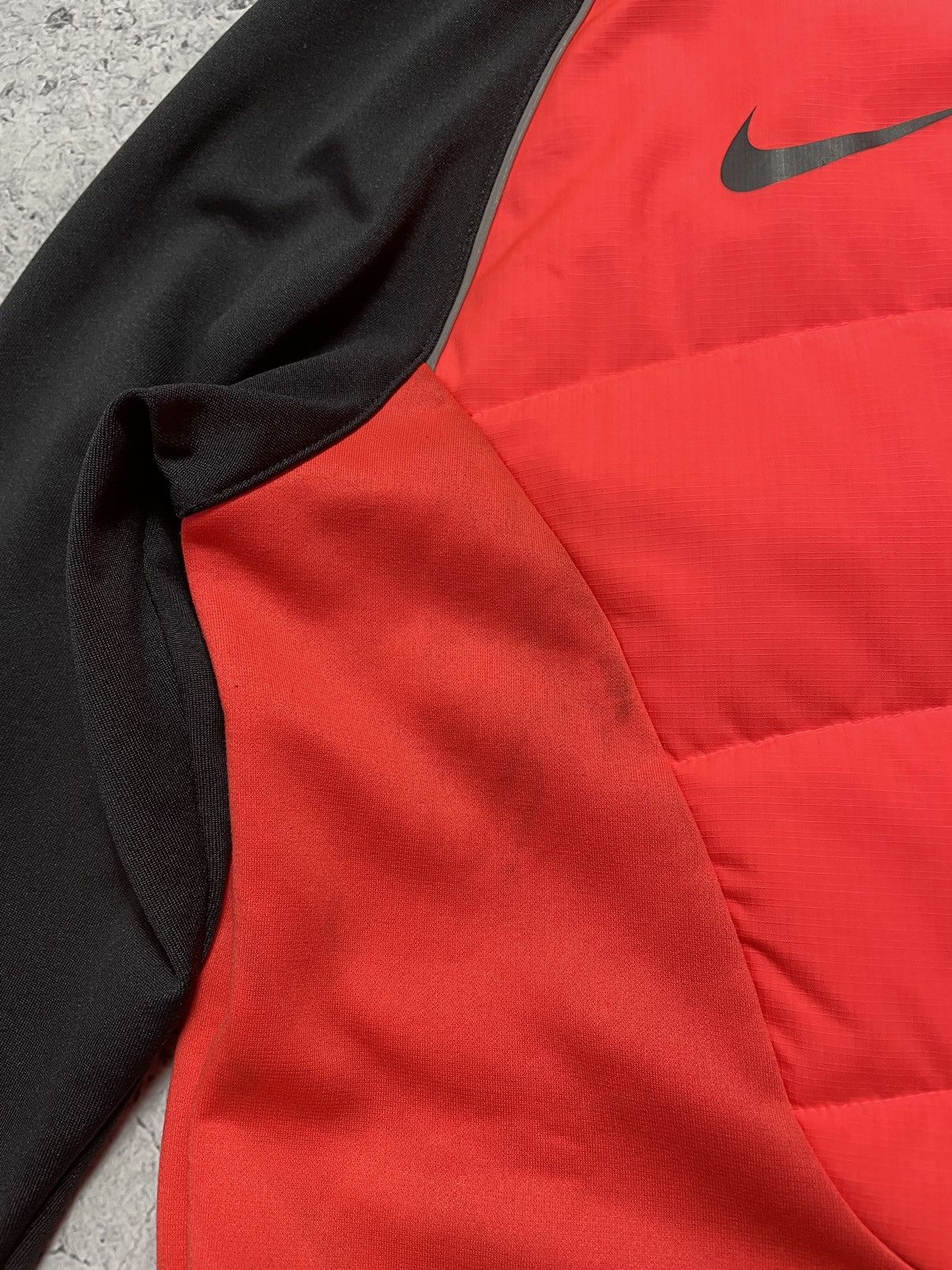 Nike Vintage Nike Dri-Fit Liverpool Olympic Football Training Size US S / EU 44-46 / 1 - 13 Thumbnail