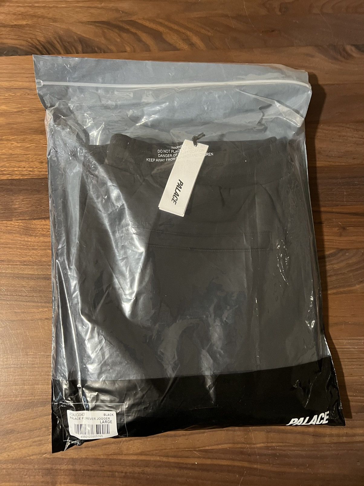 Palace Palace Forever Joggers Black Size Large Logo Sweatpants Size US 34 / EU 50 - 5 Thumbnail